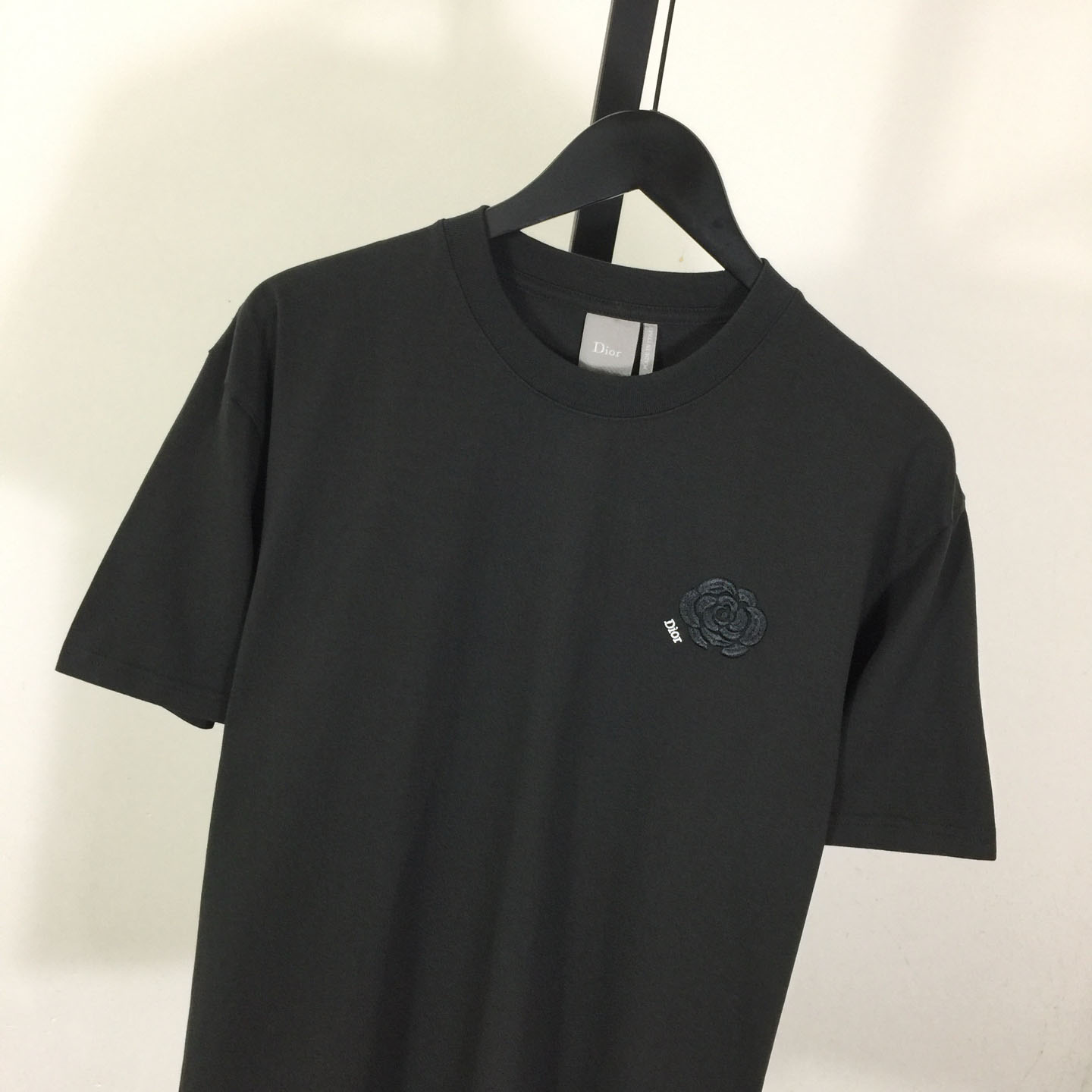 Dior Logo Embroidered Rose  T-shirt - DesignerGu