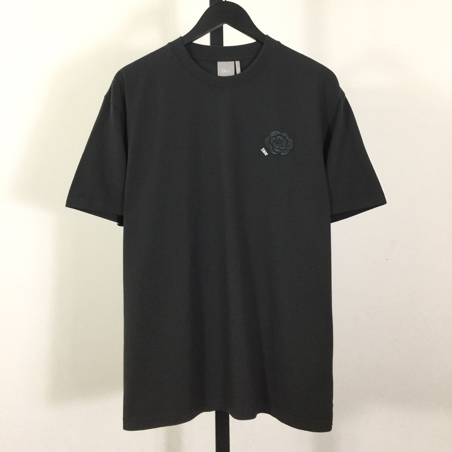 Dior Logo Embroidered Rose  T-shirt - DesignerGu