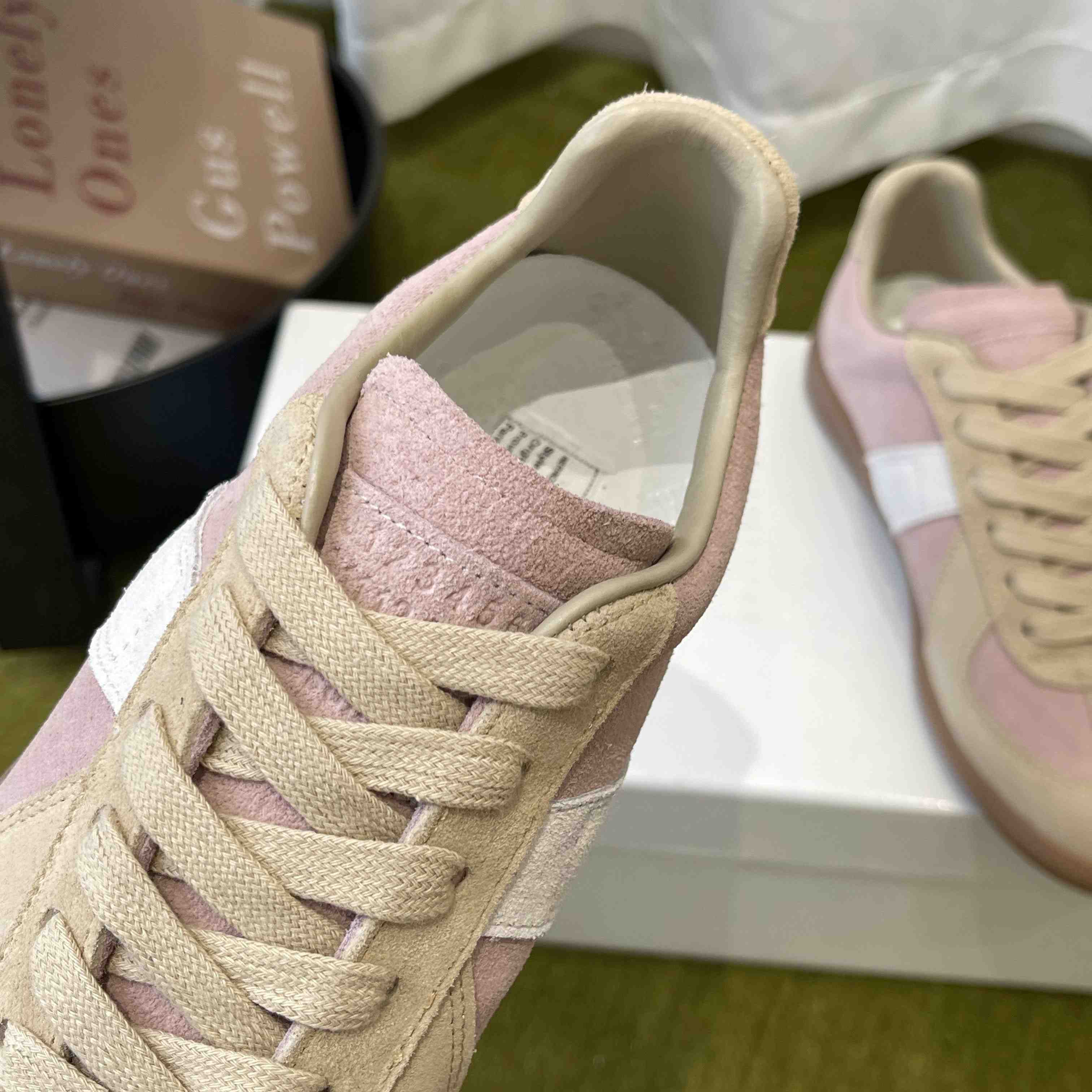 Maison Margiela Replica Sneakers - DesignerGu