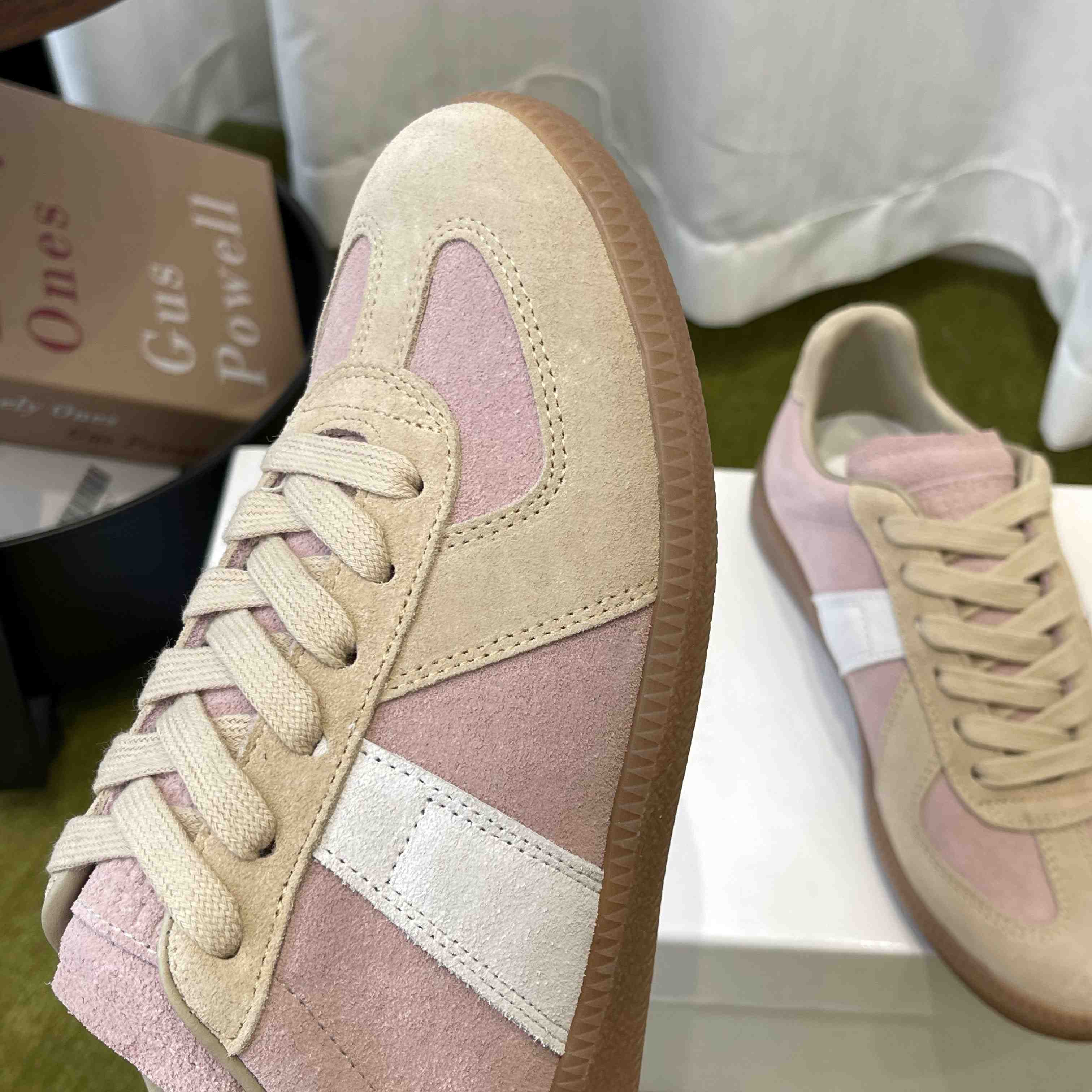 Maison Margiela Replica Sneakers - DesignerGu