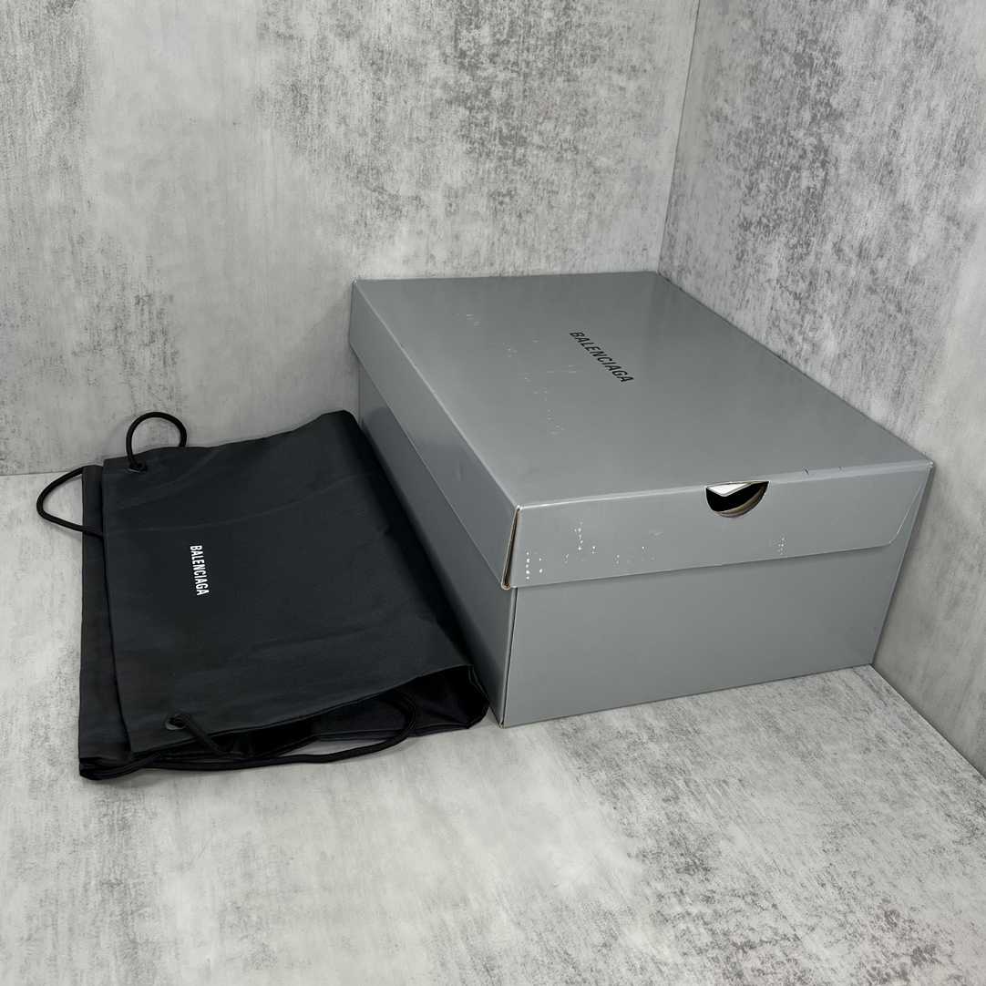 Balenciaga 3XL Sneaker  - DesignerGu
