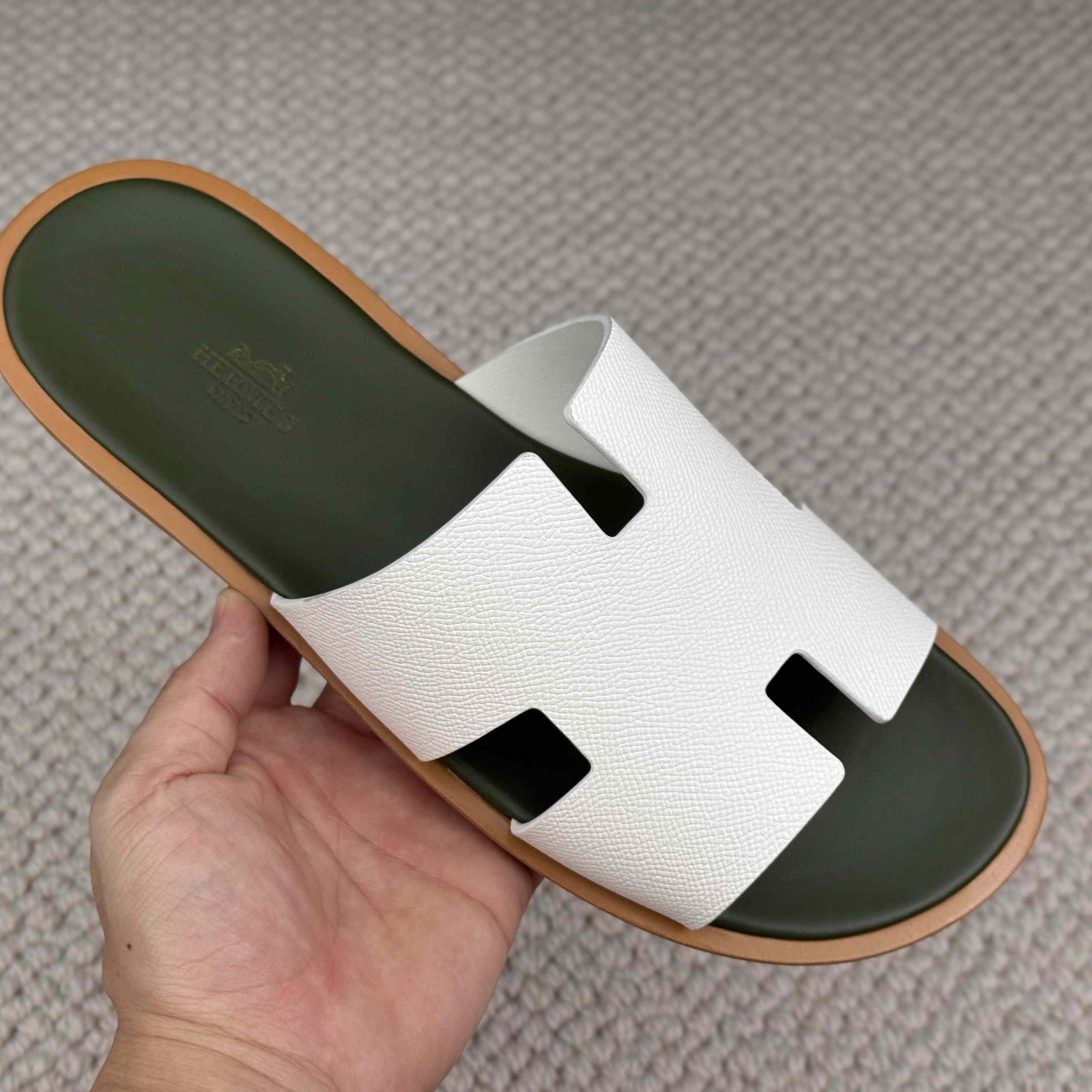 Hermes Izmir Sandal - DesignerGu