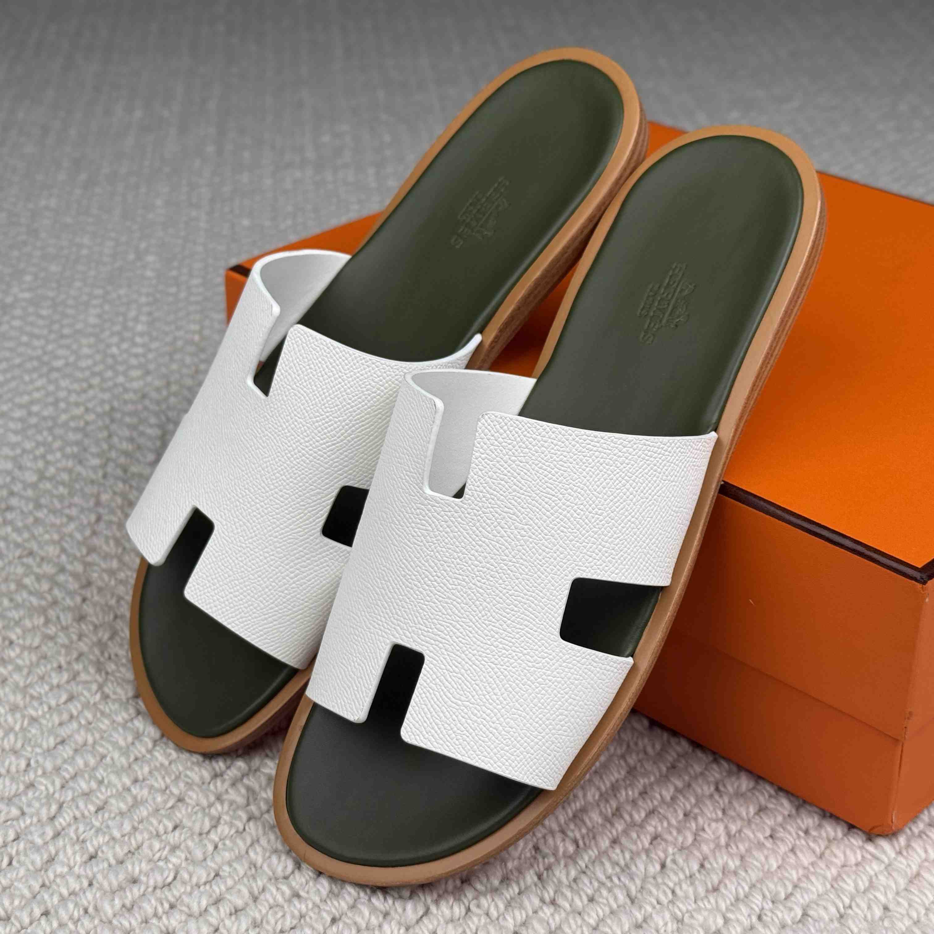 Hermes Izmir Sandal - DesignerGu