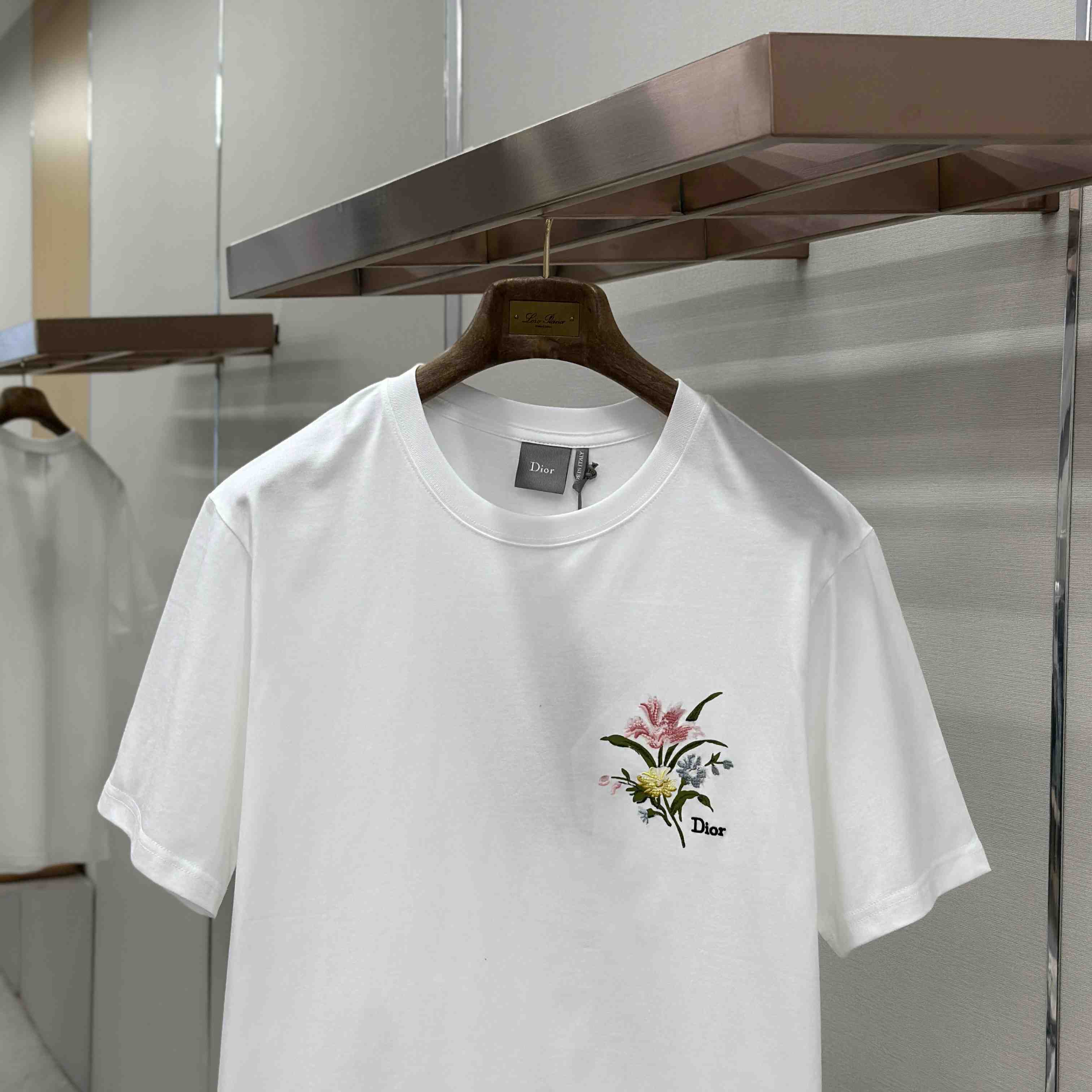 Dior T-Shirt With Dior Secret Garden Motif, Relaxed Fit - DesignerGu