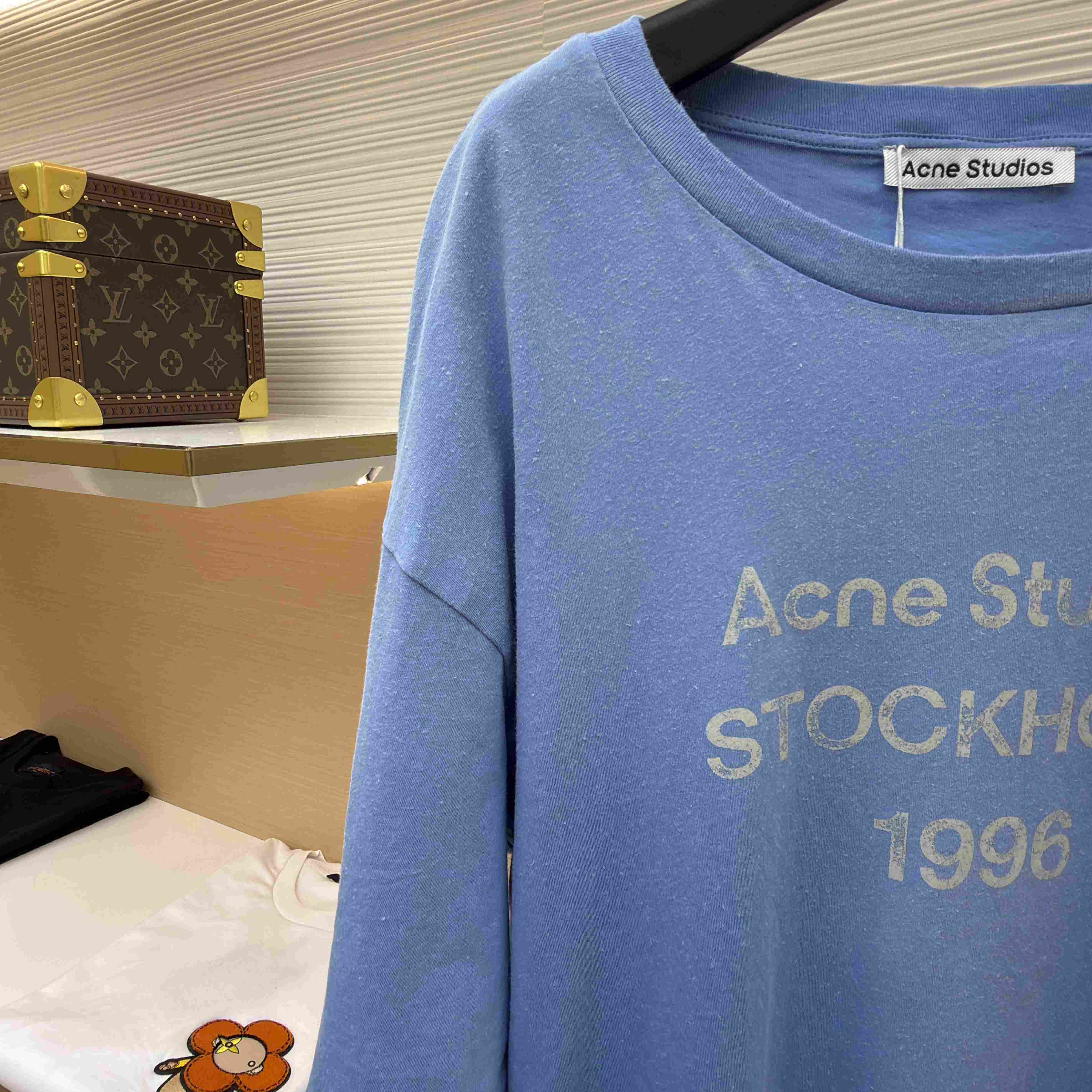 Acne Studios  Sprayed Logo T-shirt - DesignerGu