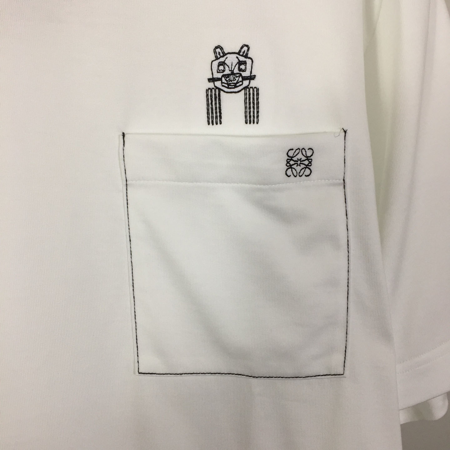 Loewe Louis Wain Embroidered T-shirt - DesignerGu