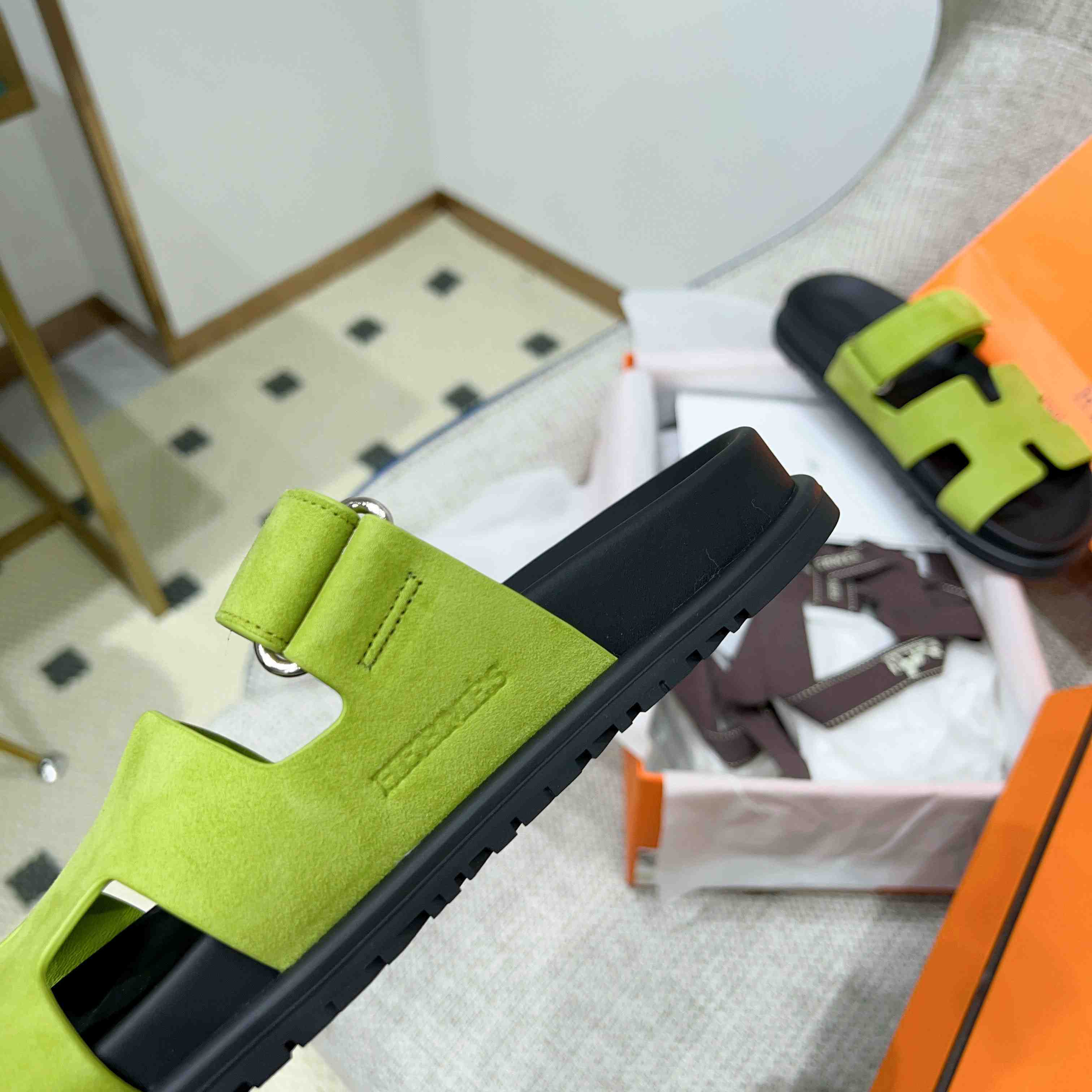 Hermes Chypre Sandal - DesignerGu