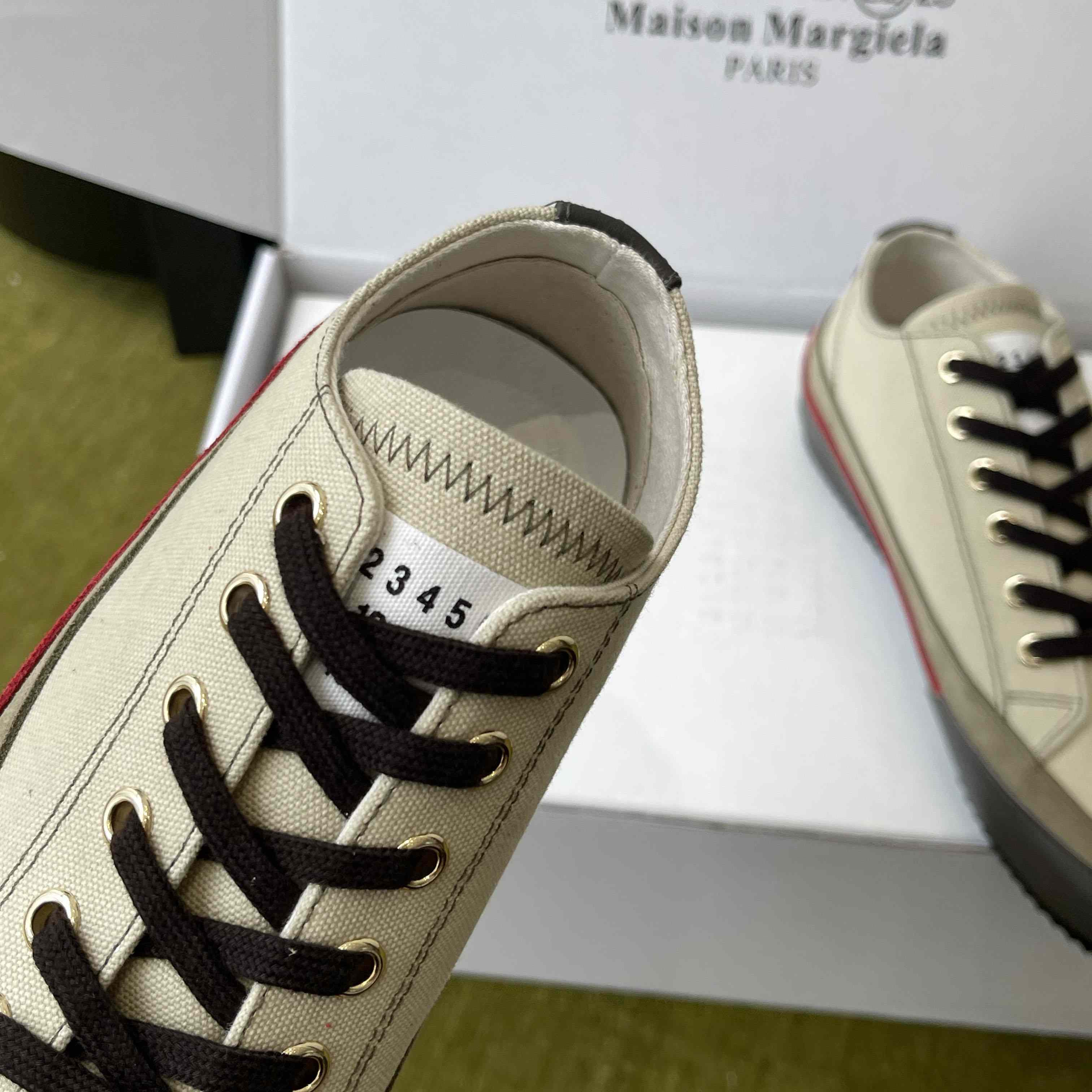 Maison Margiela Traveler Sneaker - DesignerGu