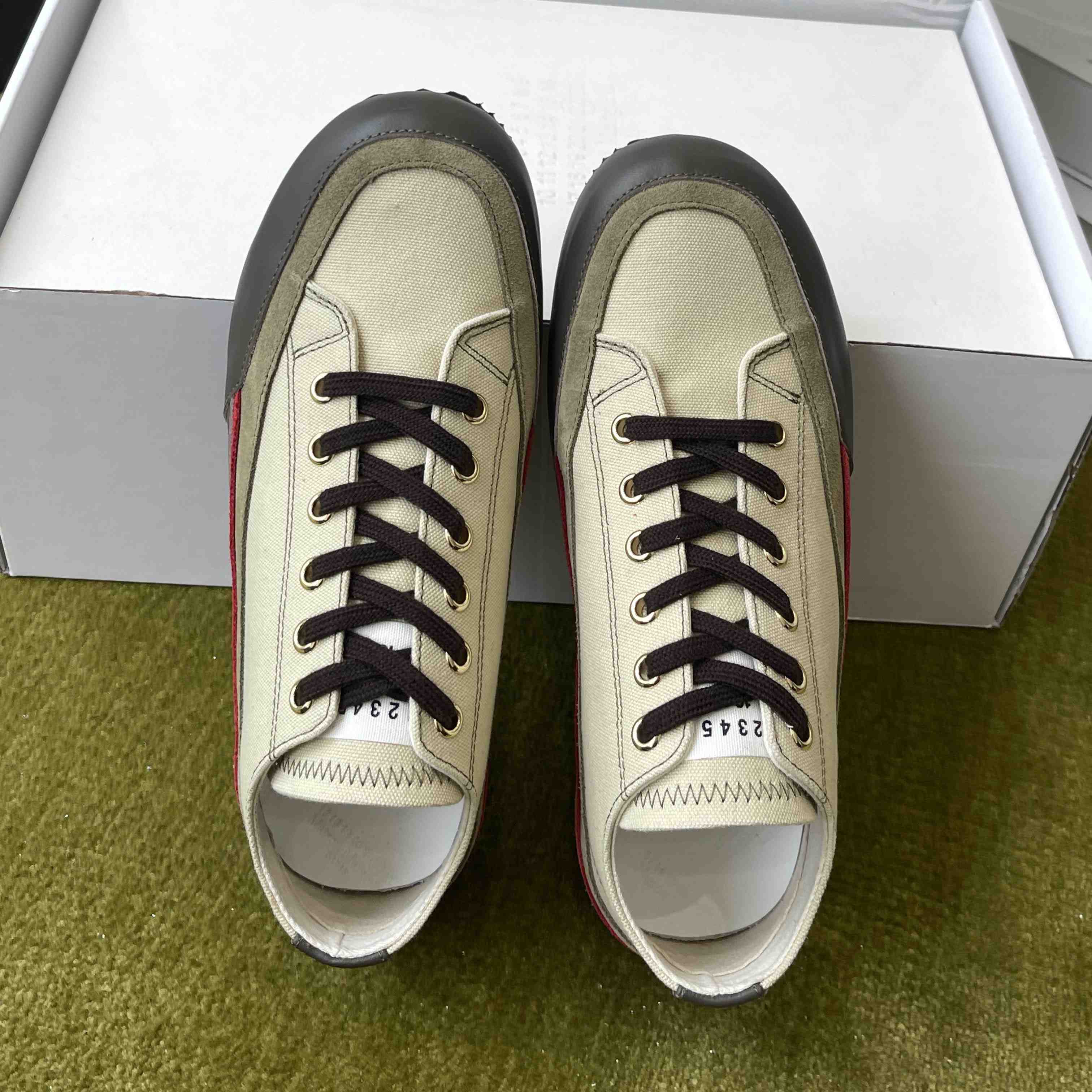 Maison Margiela Traveler Sneaker - DesignerGu