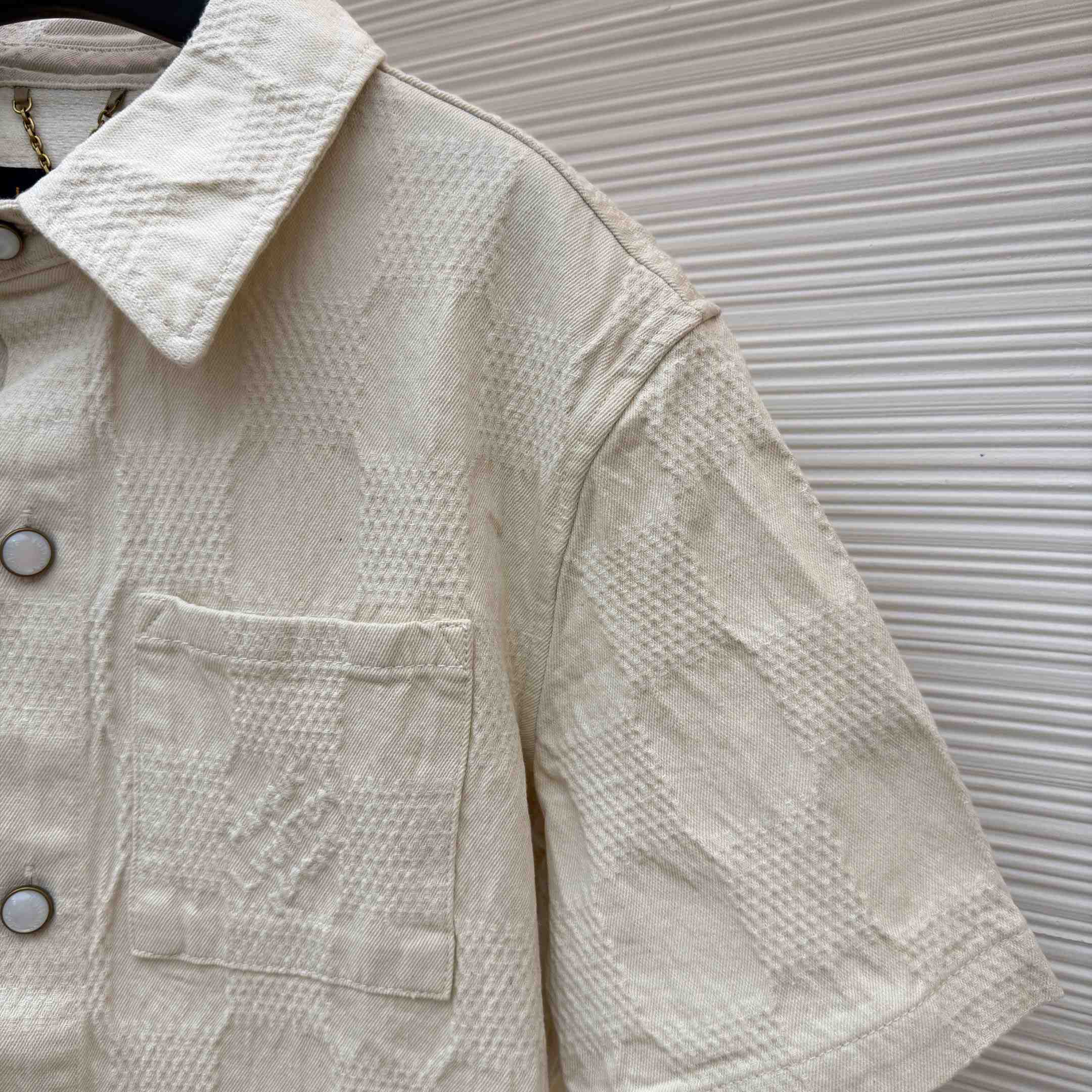 Louis Vuitton Damier 3D Light Denim Short-Sleeved Shirt 1AK6HQ - DesignerGu