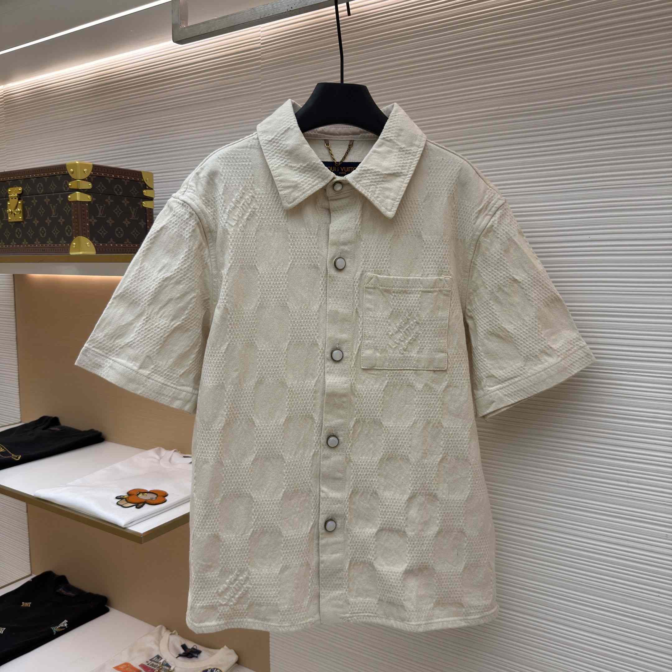 Louis Vuitton Damier 3D Light Denim Short-Sleeved Shirt 1AK6HQ - DesignerGu