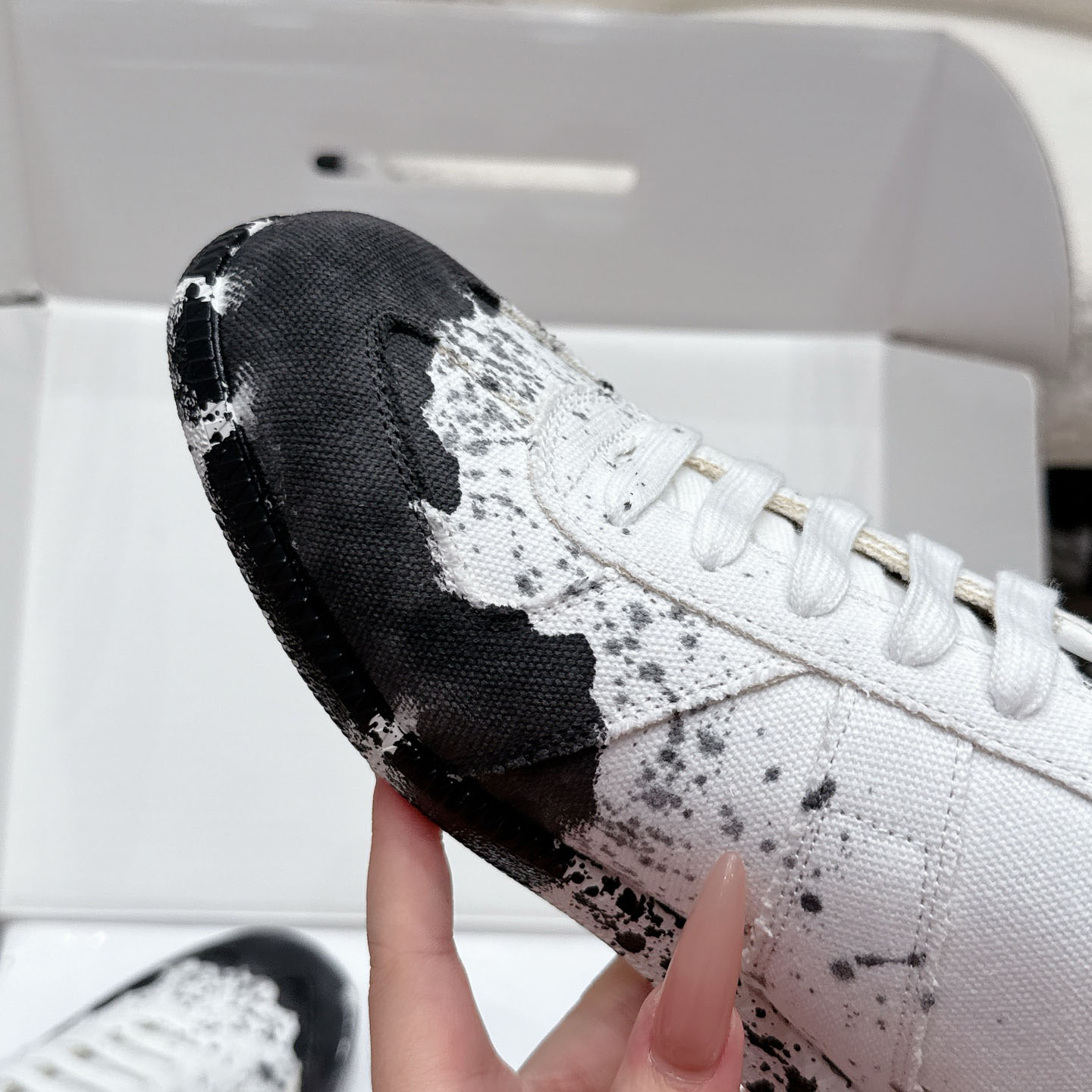 Maison Margiela Replica 'Paint Splatter - White Black' - DesignerGu