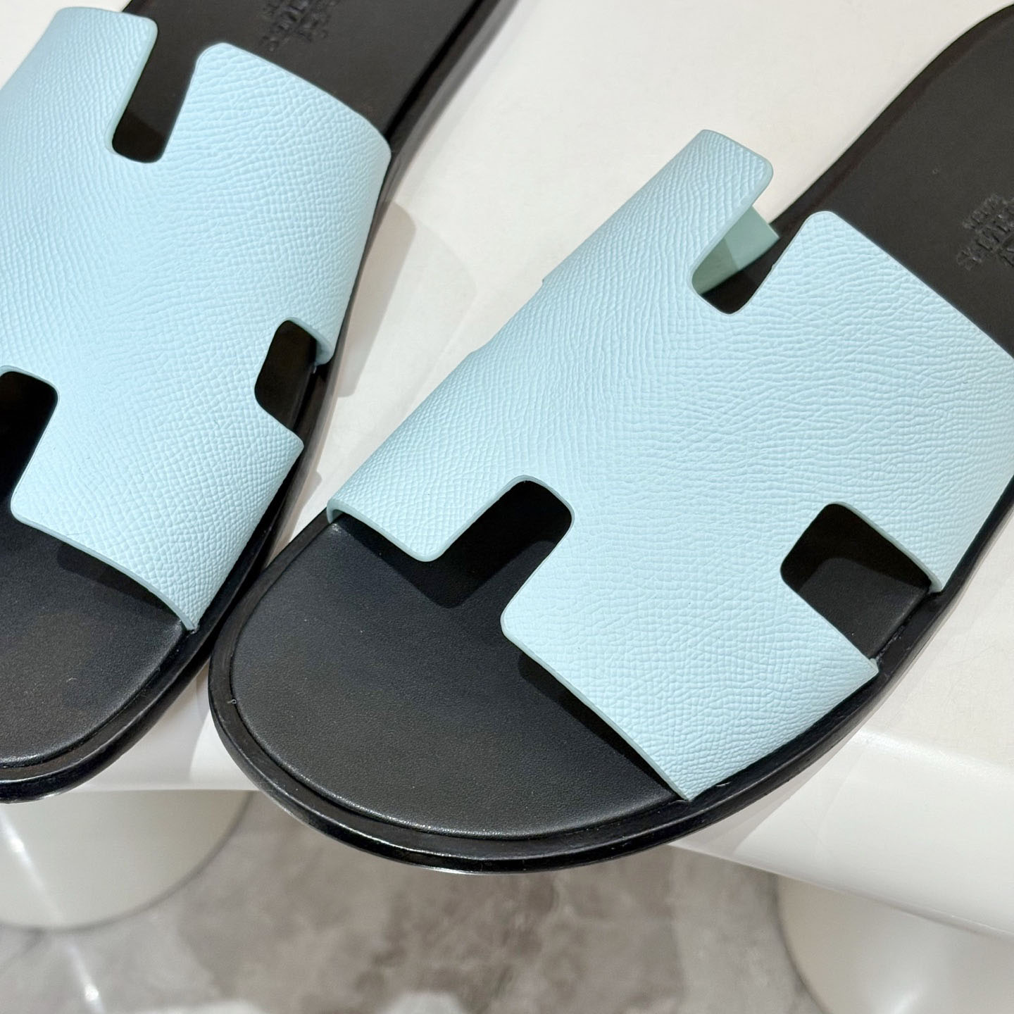 Hermes Izmir Sandal - DesignerGu