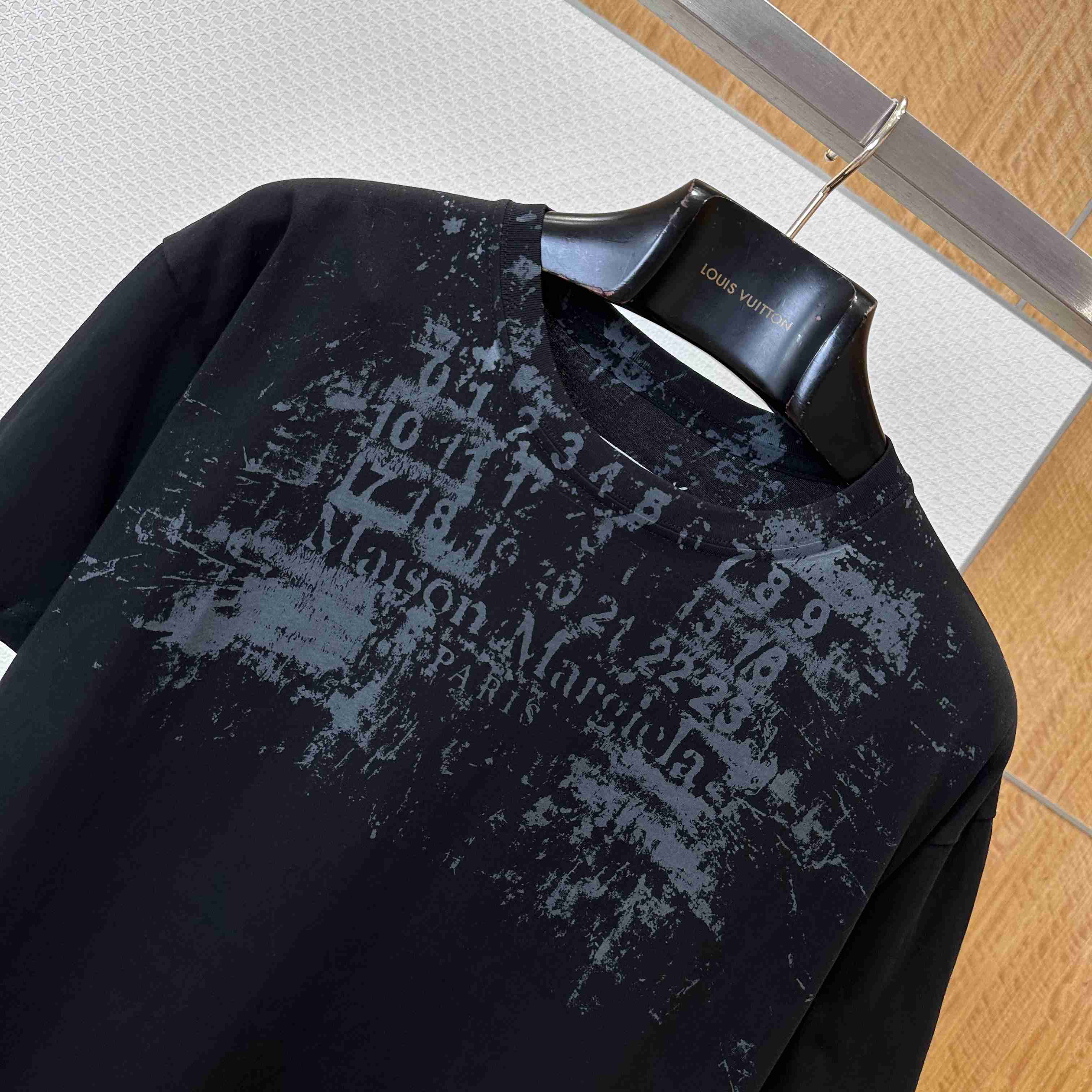 Maison Margiela Black Label Patch T-shirt - DesignerGu