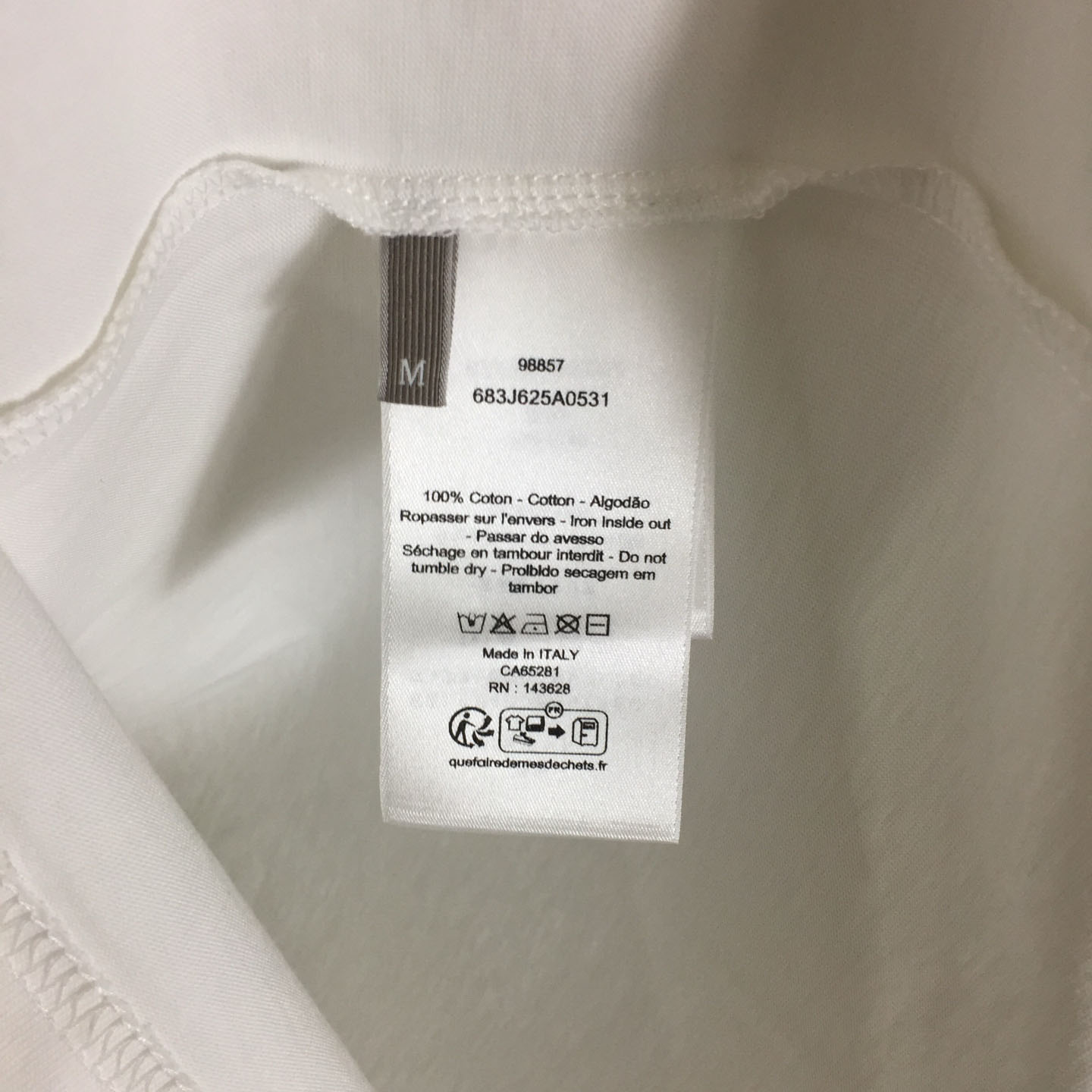 Dior T-Shirt With Book Cover Embroidery, Relaxed Fit - DesignerGu