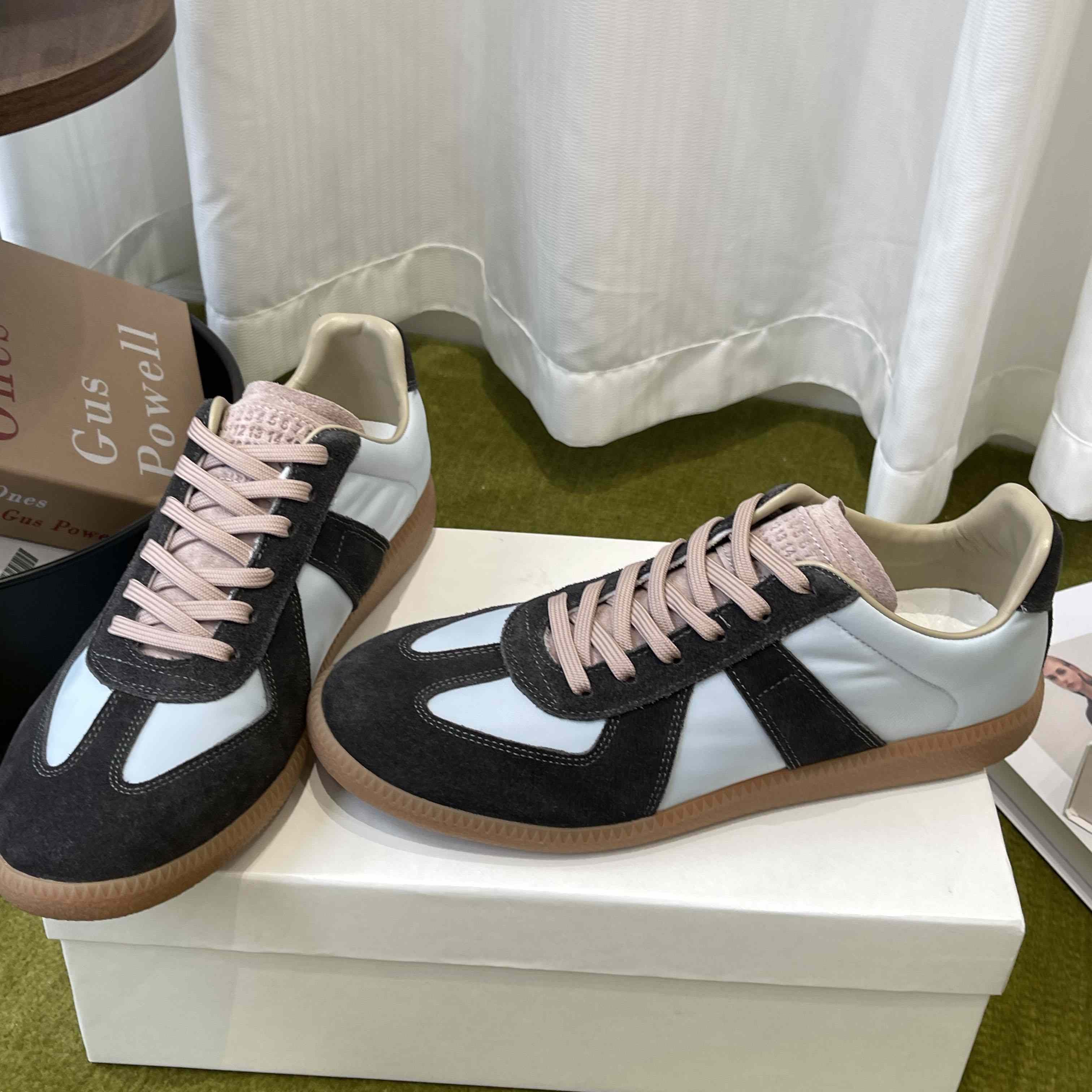 Maison Margiela Replica Sneakers - DesignerGu