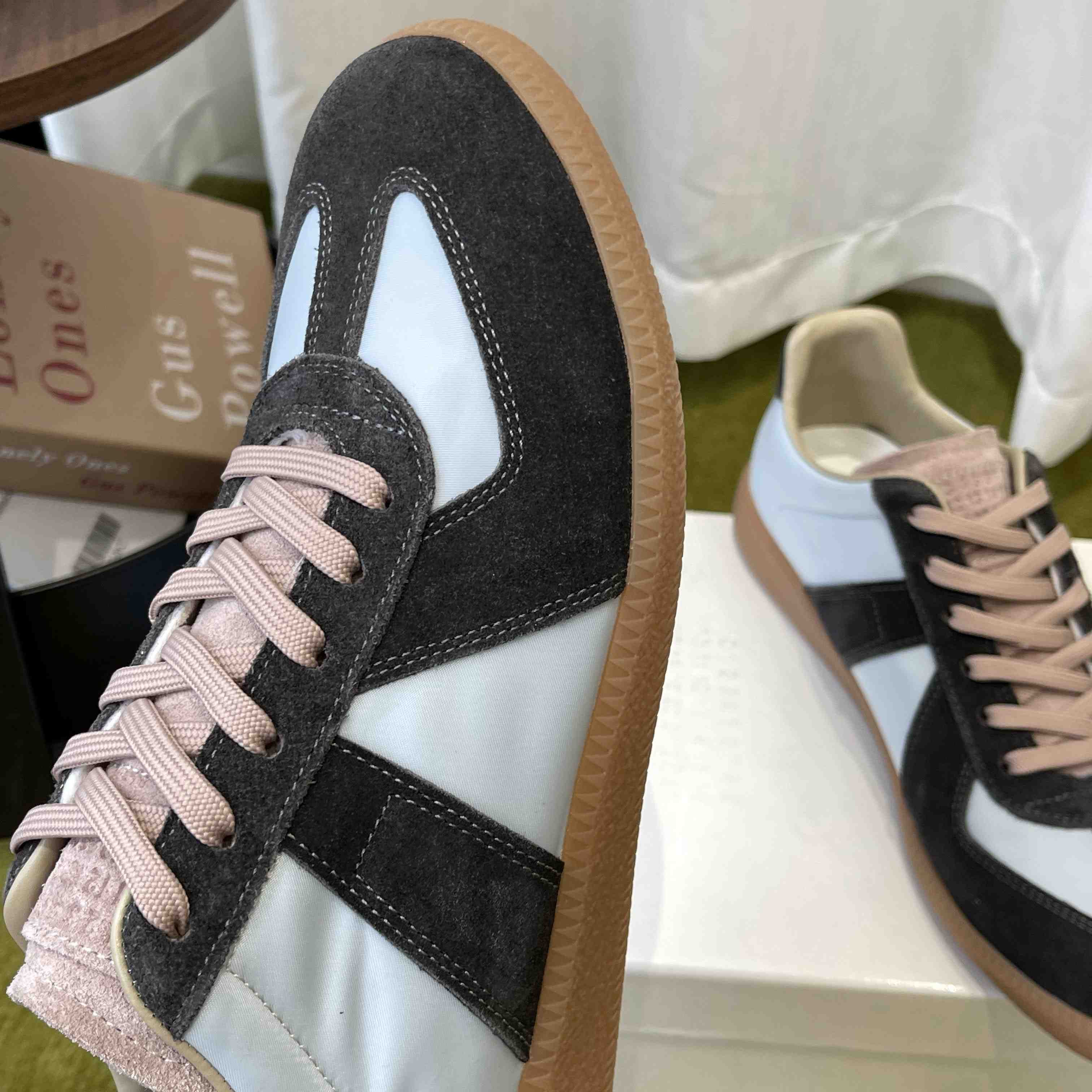Maison Margiela Replica Sneakers - DesignerGu