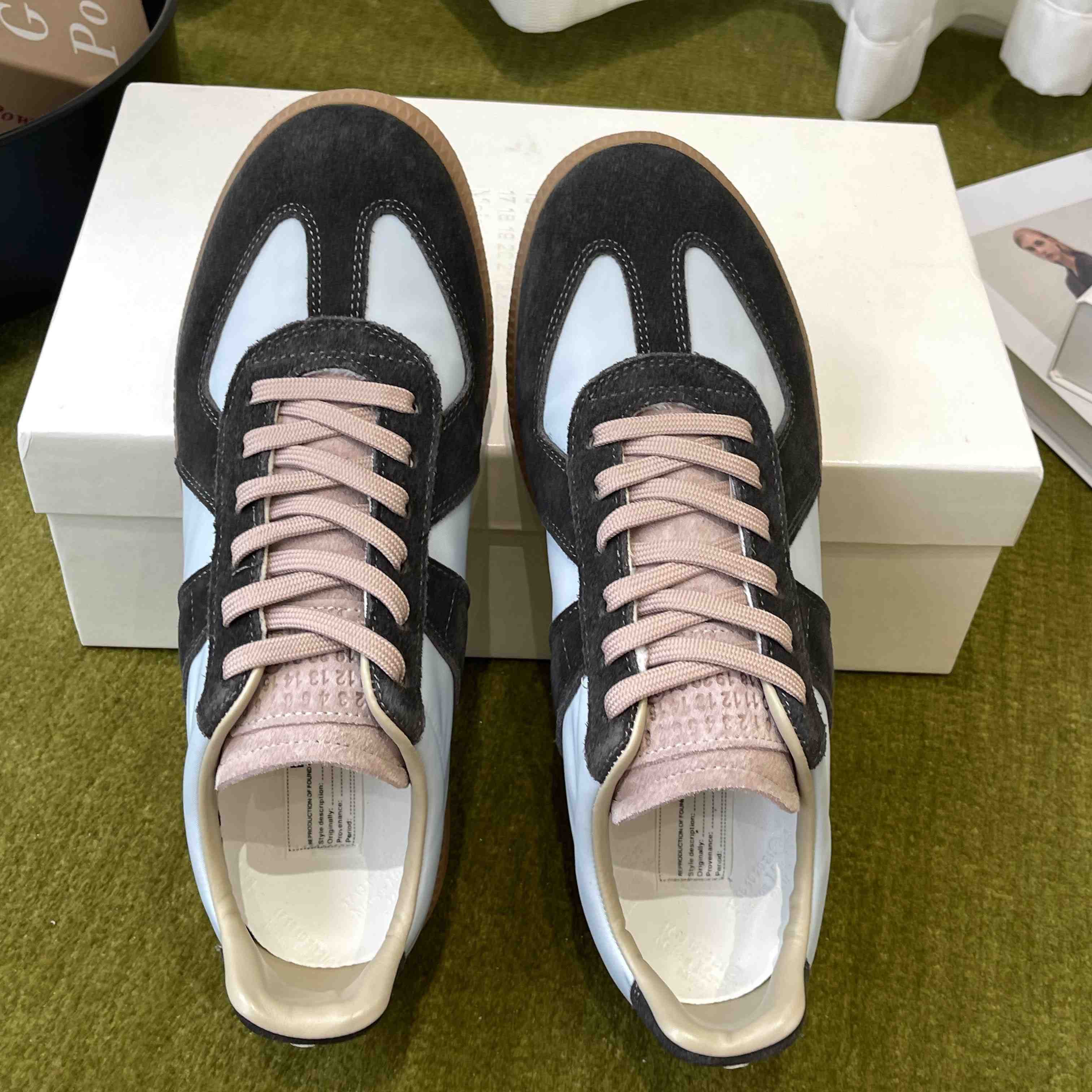 Maison Margiela Replica Sneakers - DesignerGu