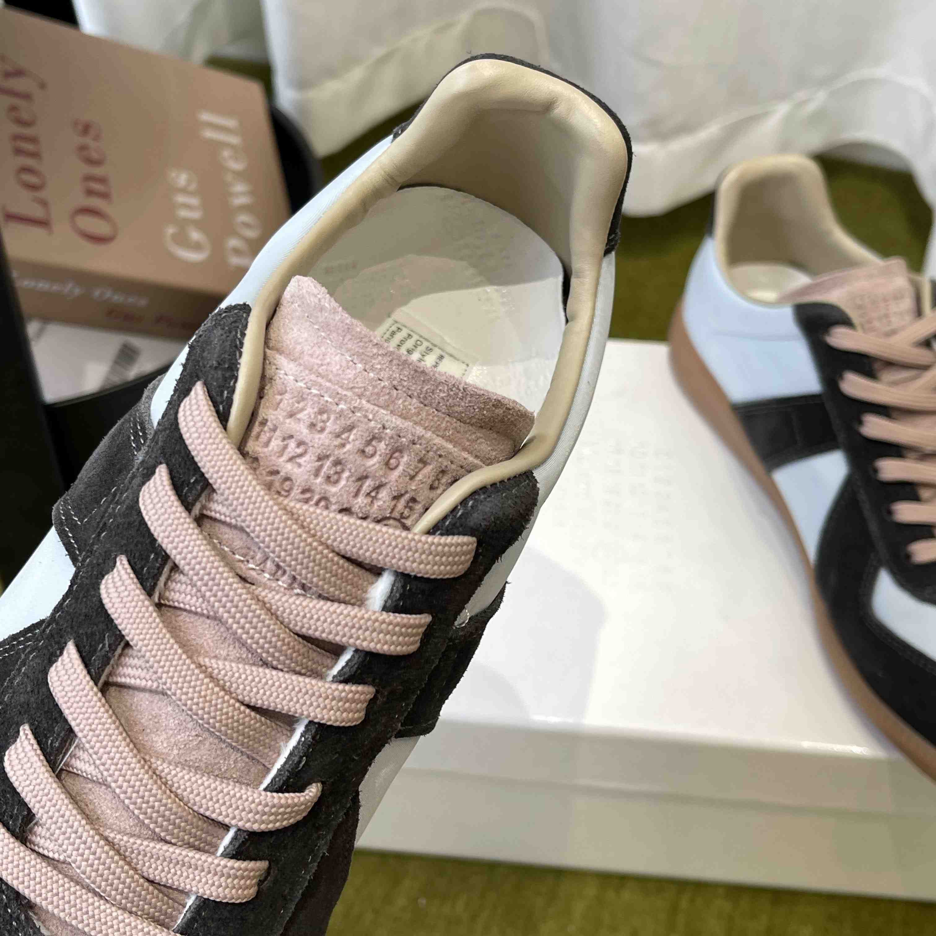 Maison Margiela Replica Sneakers - DesignerGu