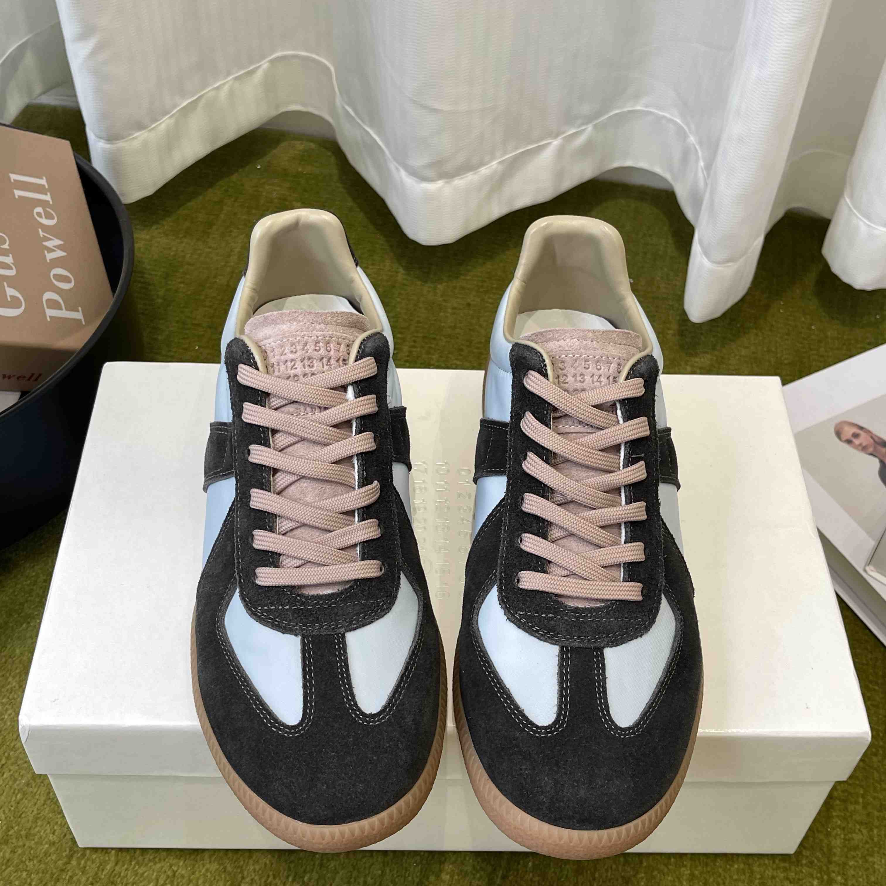 Maison Margiela Replica Sneakers - DesignerGu