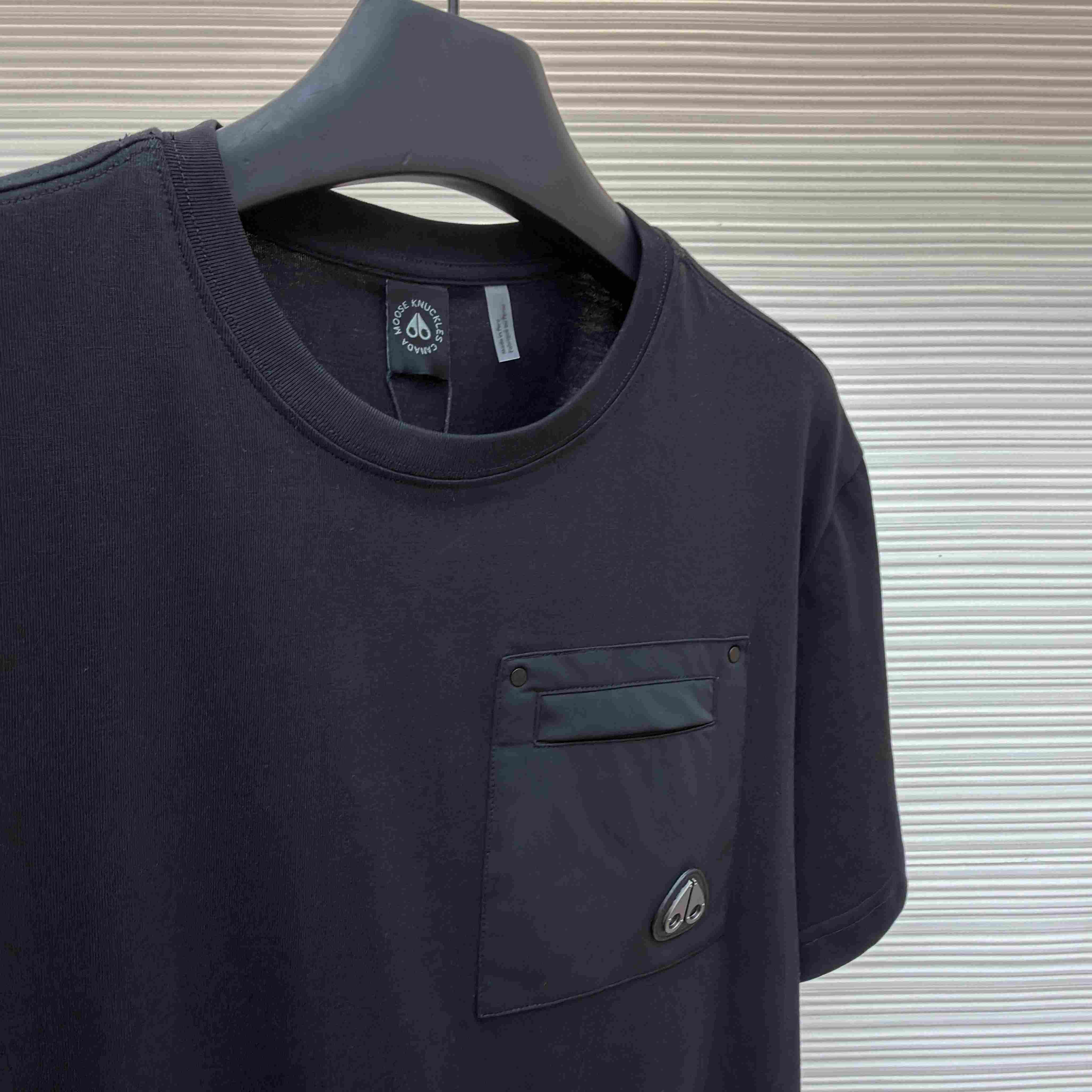 Moose Knuckles T-shirt With Pocket - DesignerGu