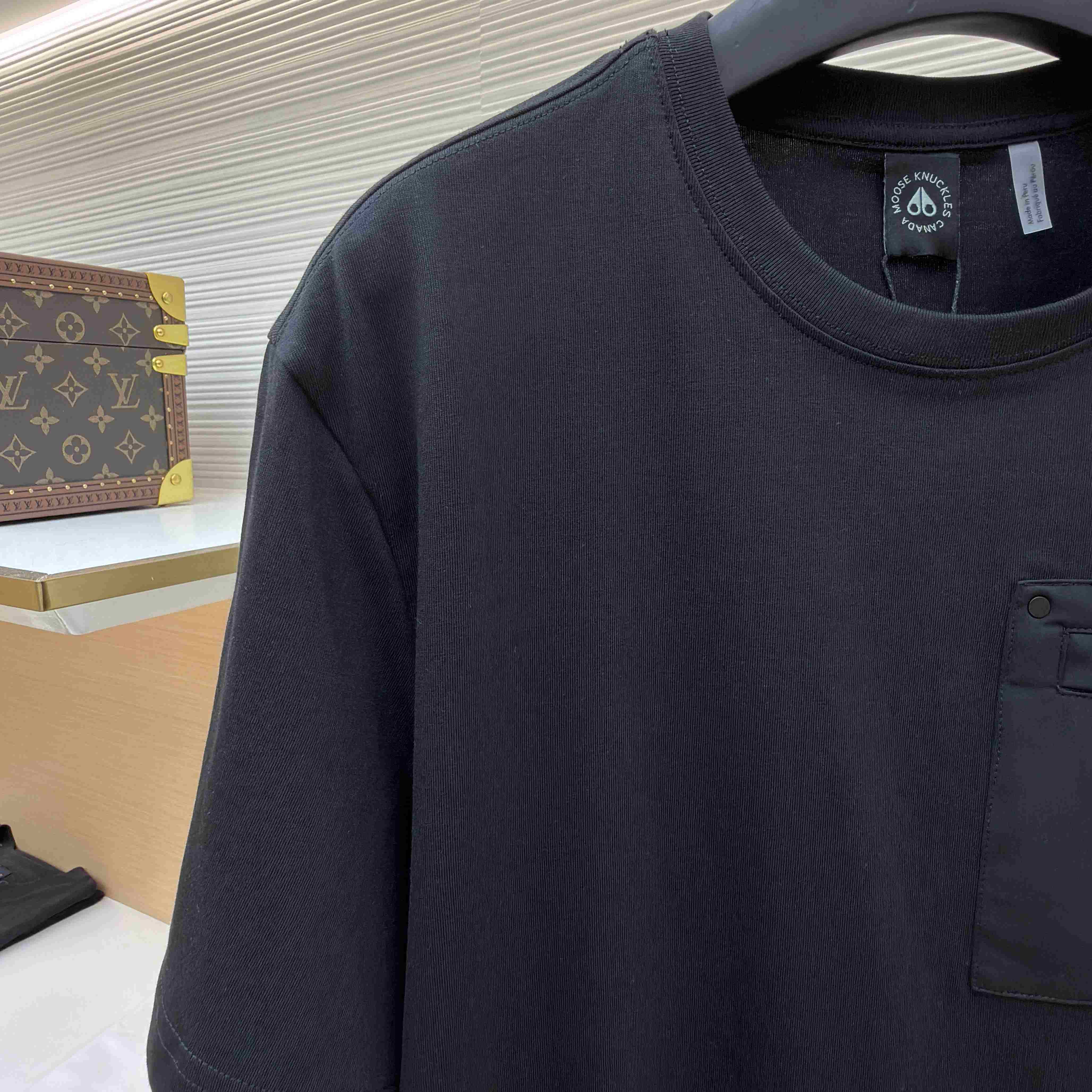 Moose Knuckles T-shirt With Pocket - DesignerGu