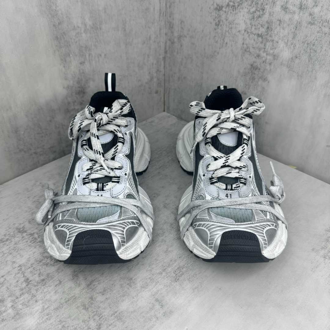 Balenciaga 3XL Sneaker 'Worn-Out Gradient - Black Grey White' - DesignerGu