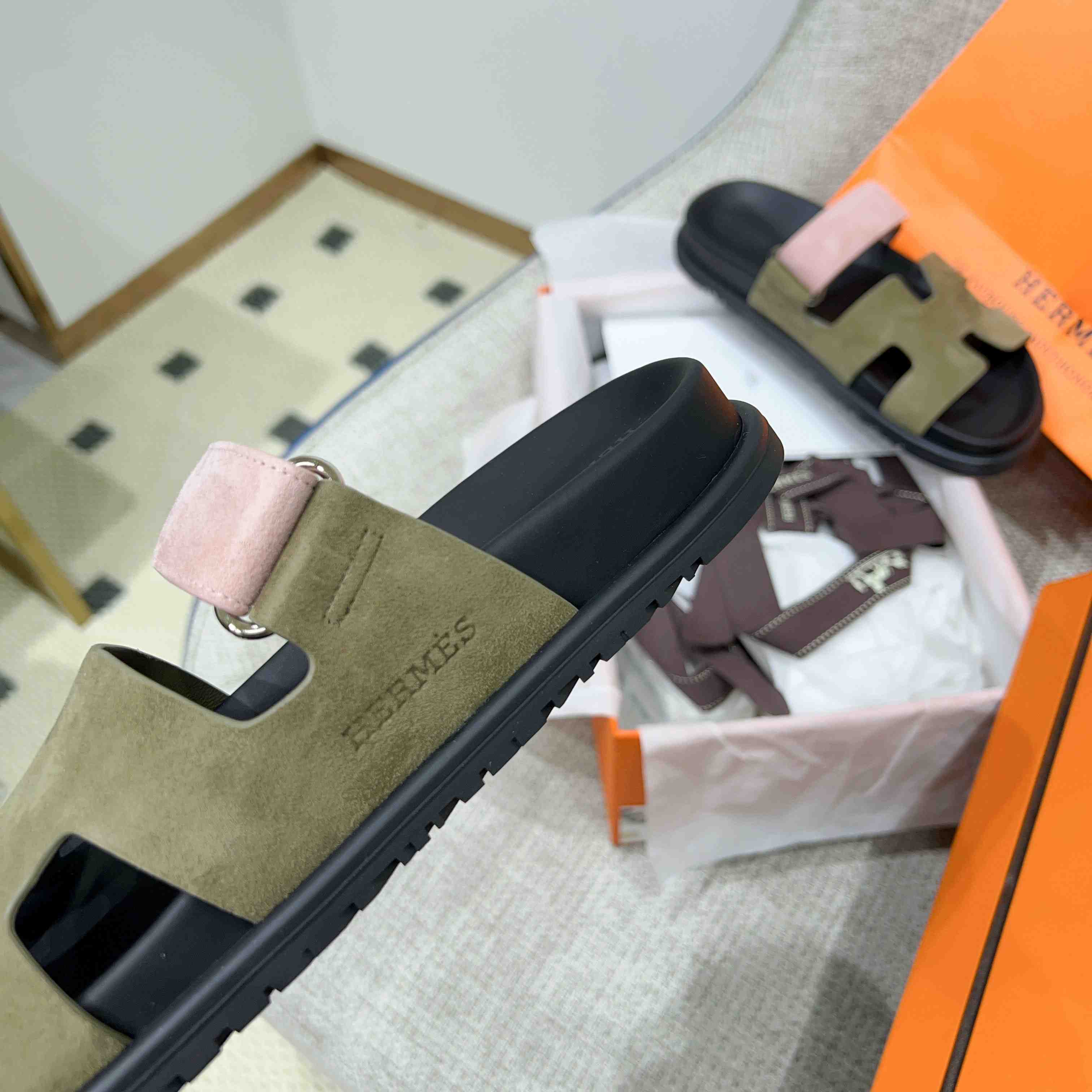 Hermes Chypre Sandal - DesignerGu