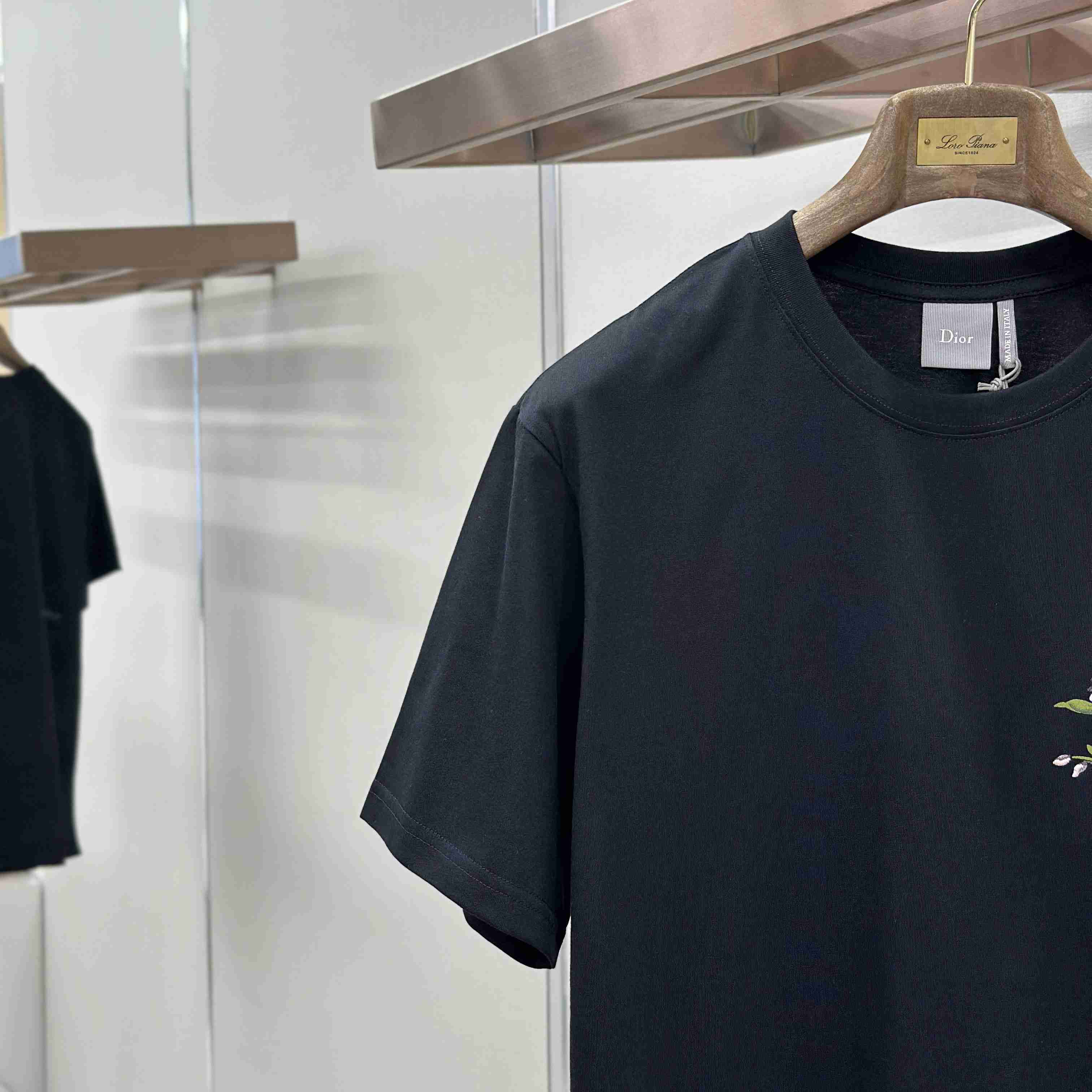 Dior T-Shirt With Dior Secret Garden Motif, Relaxed Fit - DesignerGu