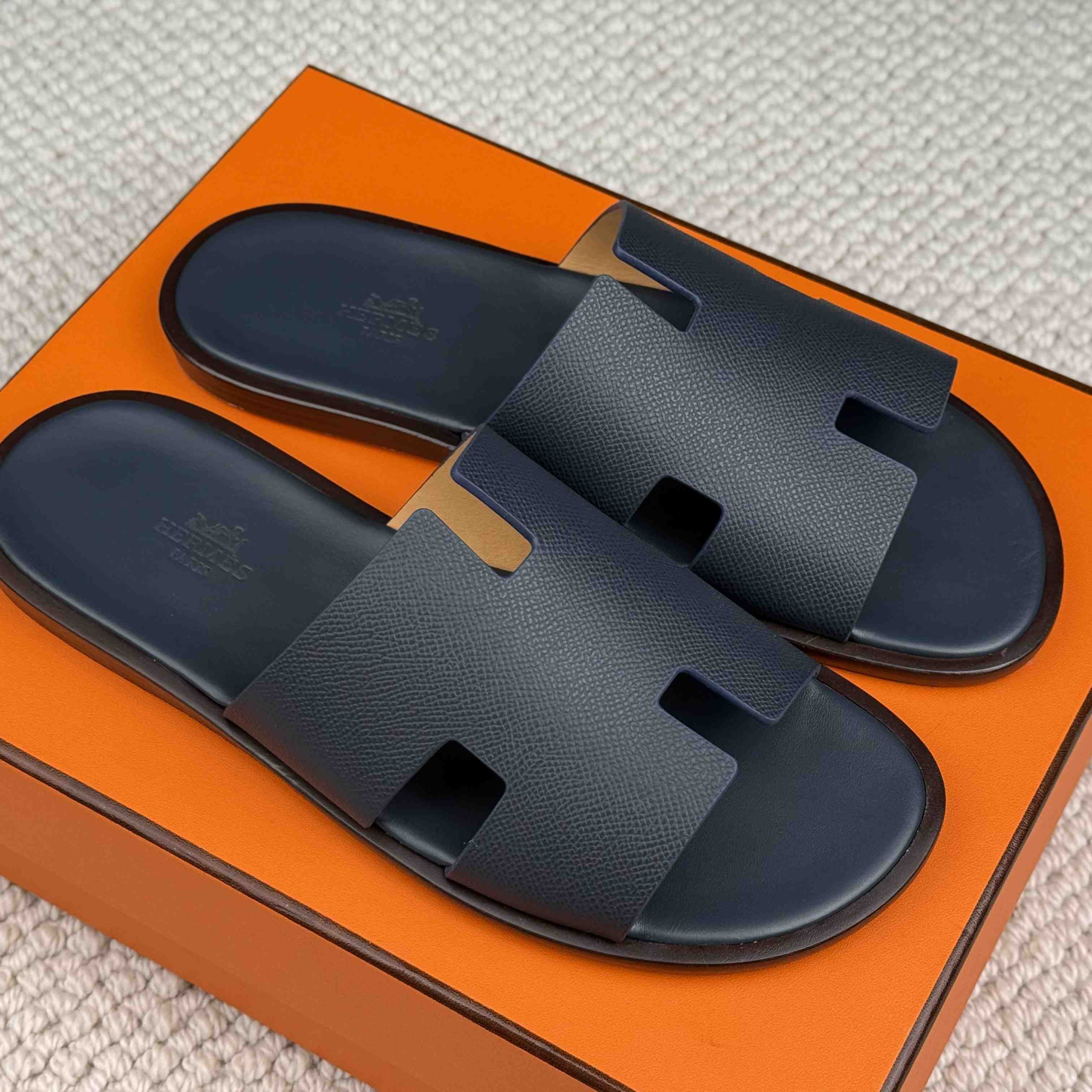 Hermes Izmir Sandal - DesignerGu