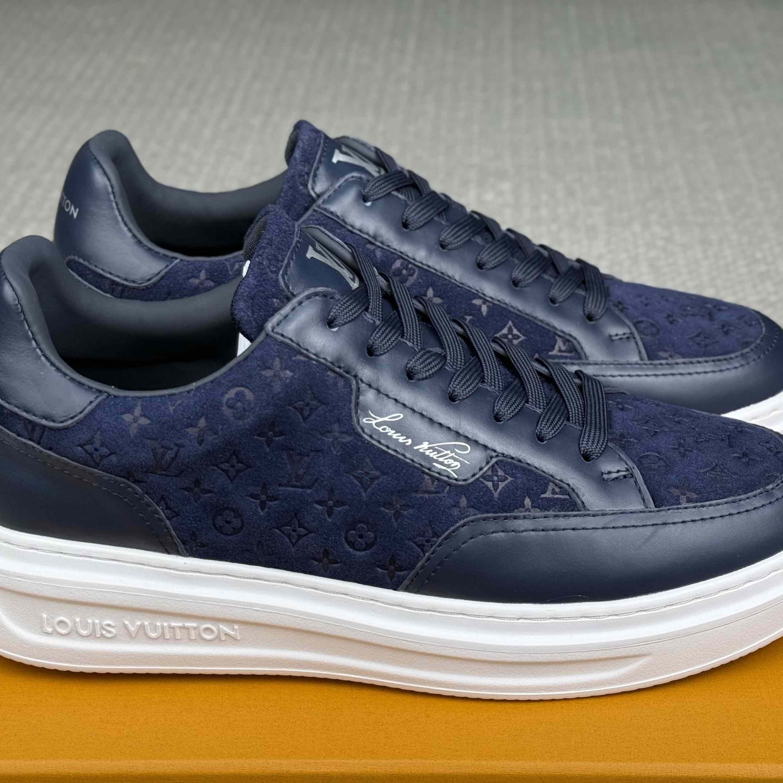 Louis Vuitton Beverly Hills Sneaker 1AKBR9 - DesignerGu
