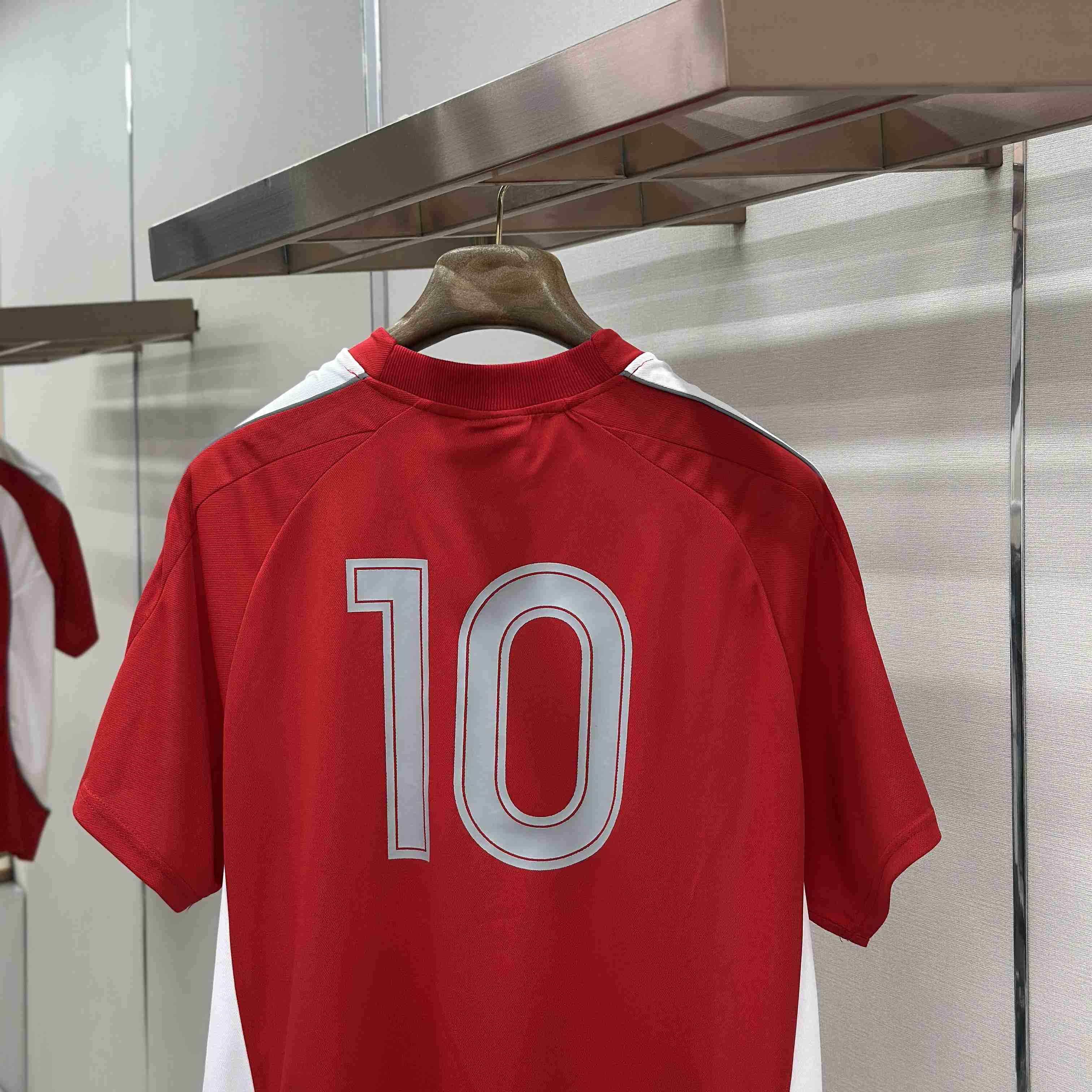 Balenciaga Soccer Oversized T-shirt In Red - DesignerGu
