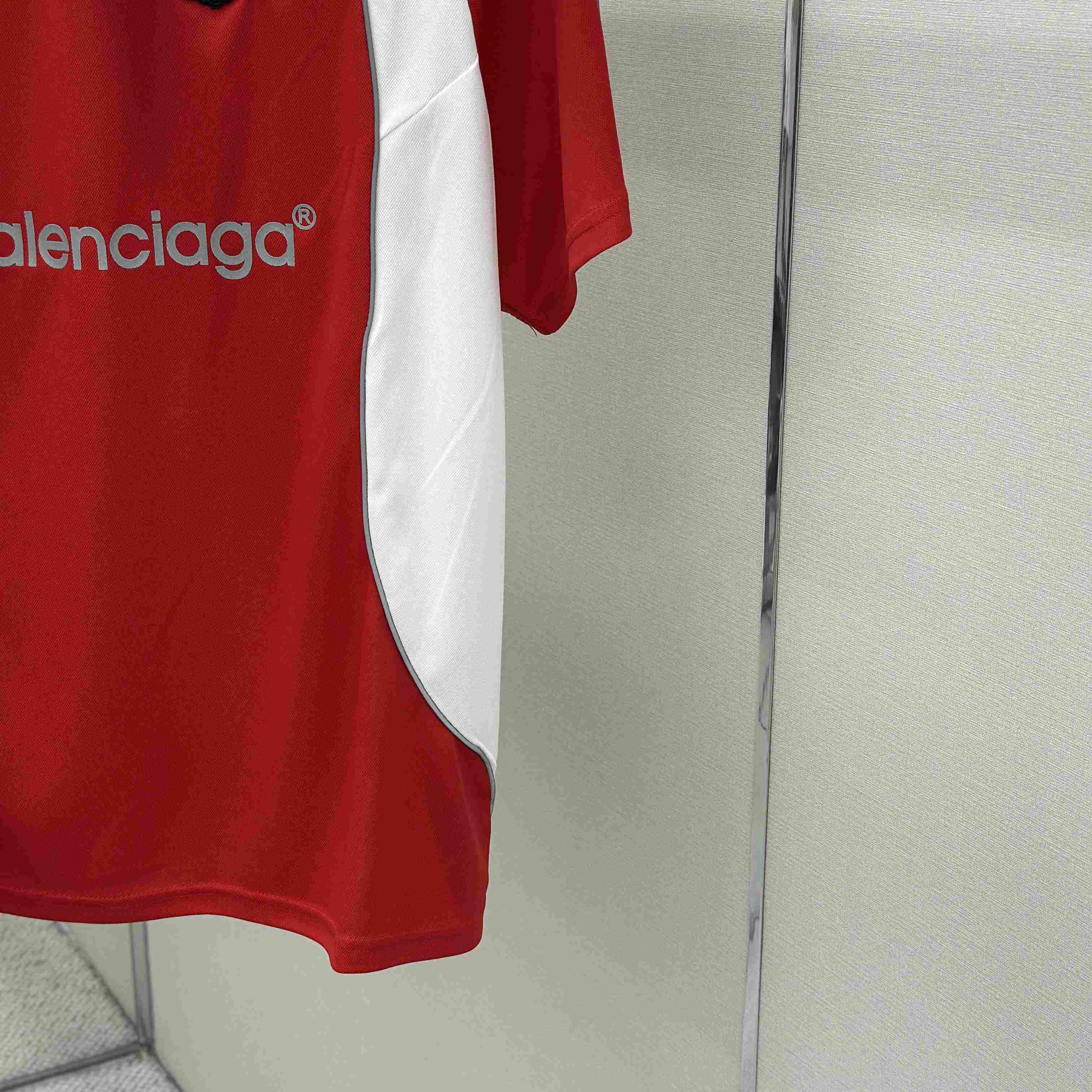 Balenciaga Soccer Oversized T-shirt In Red - DesignerGu
