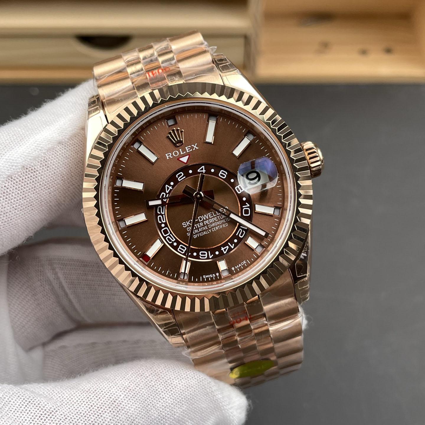 Rolex Sky-Dweller   Watch  42mm - DesignerGu