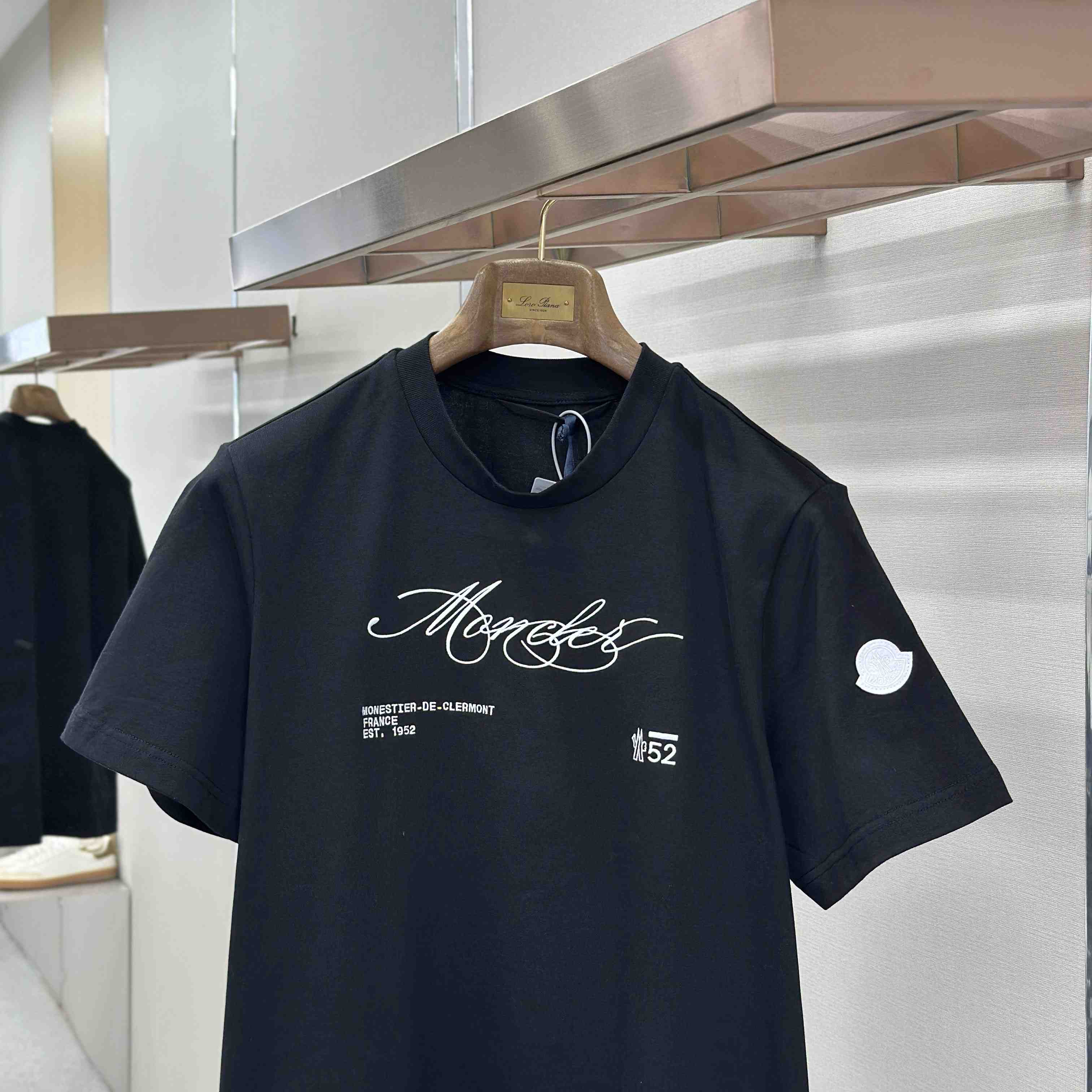Moncler Script Logo Cotton T-shirt - DesignerGu