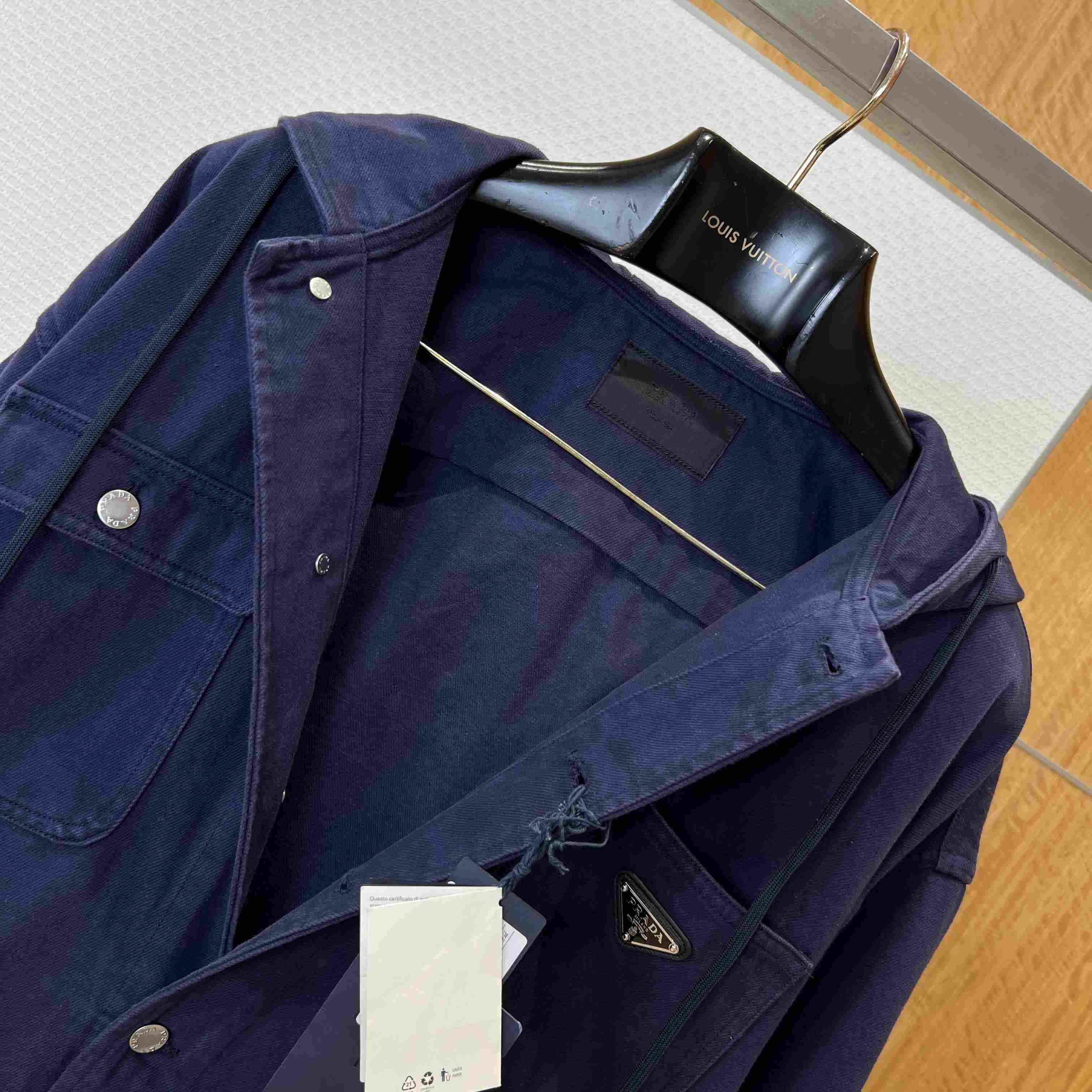Prada enamel Triangle-Logo Shirt - DesignerGu