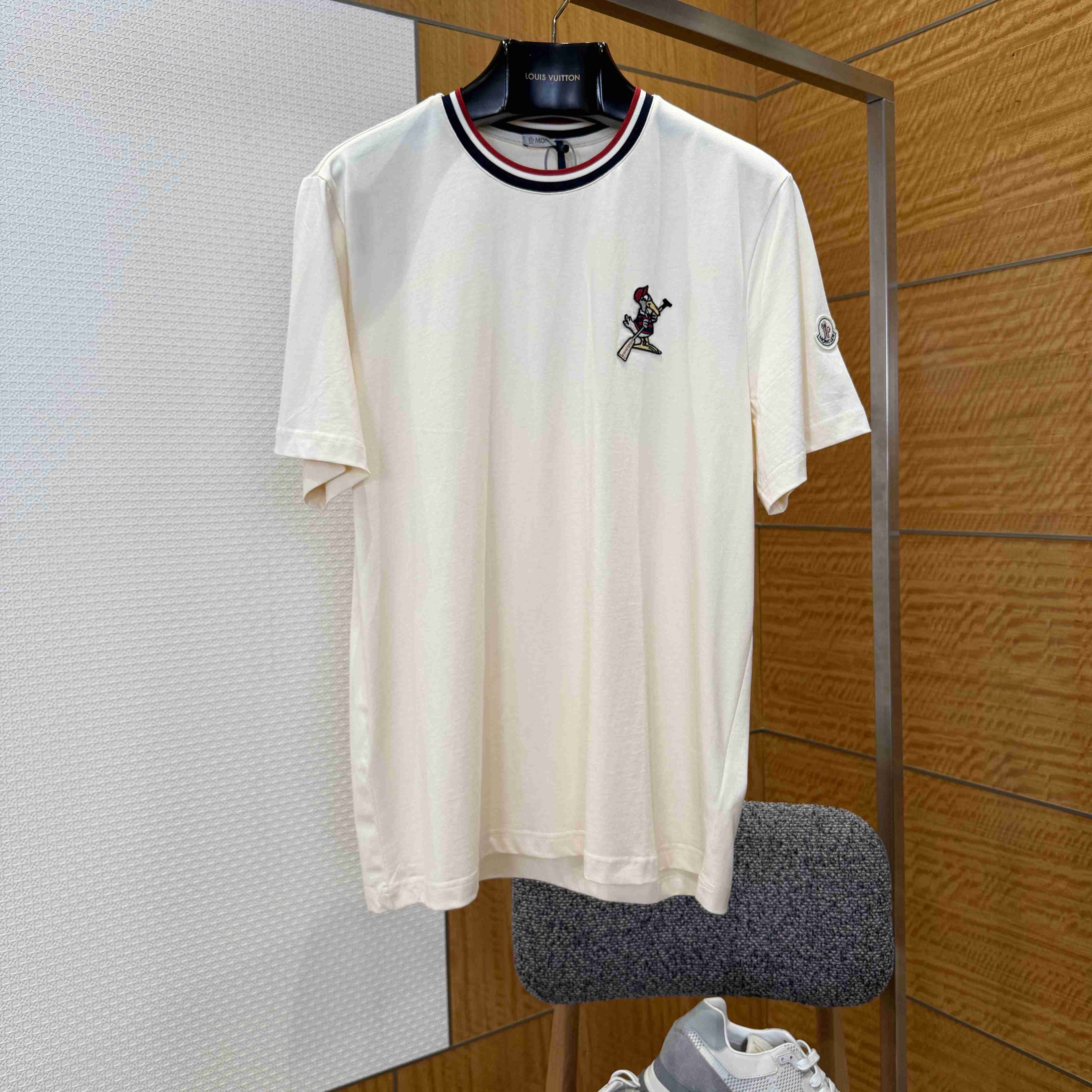Moncler MonDuck Logo Patch Cotton T-Shirt - DesignerGu