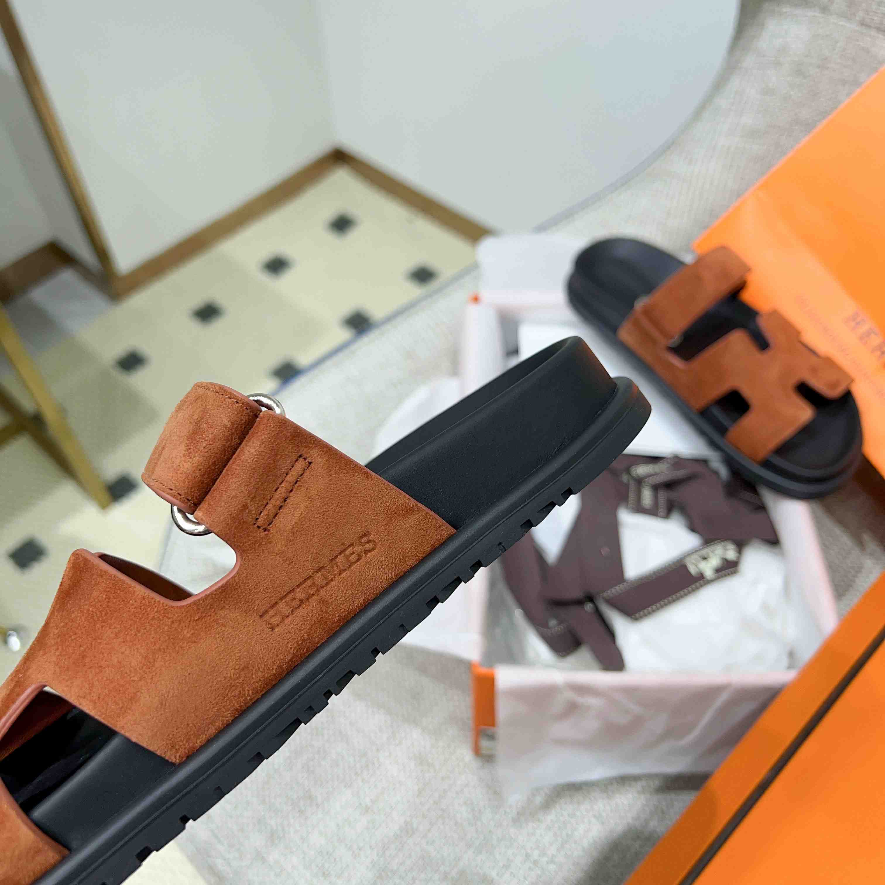 Hermes Chypre Sandal - DesignerGu
