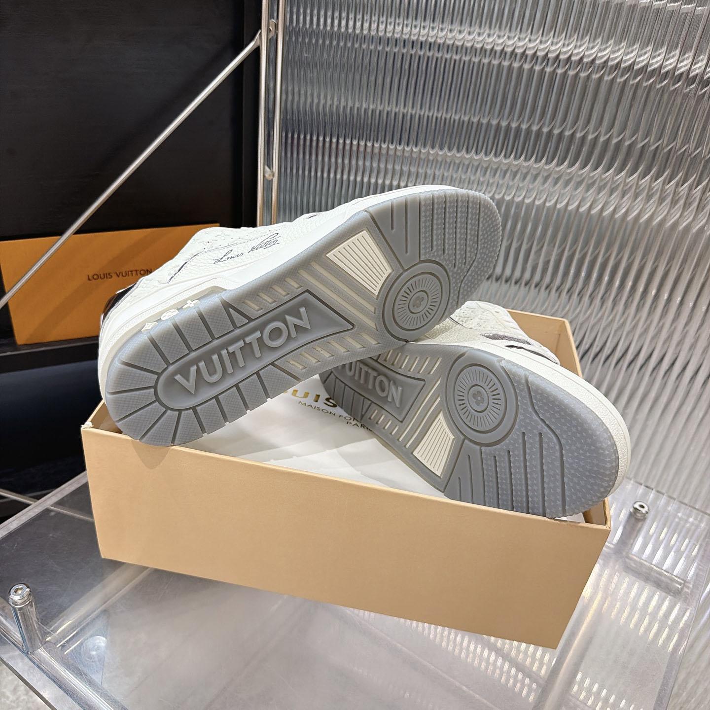 Louis Vuitton LV Trainer Sneaker 1AKCKV（upon uk size） - DesignerGu