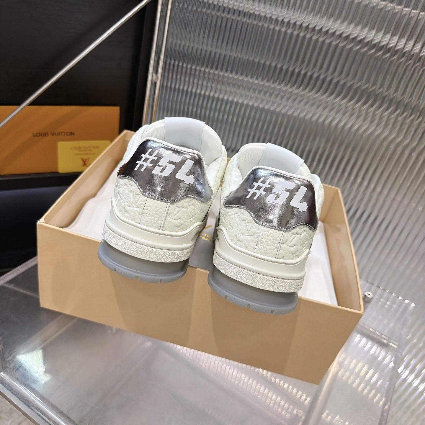 Louis Vuitton LV Trainer Sneaker 1AKCKV（upon uk size） - DesignerGu
