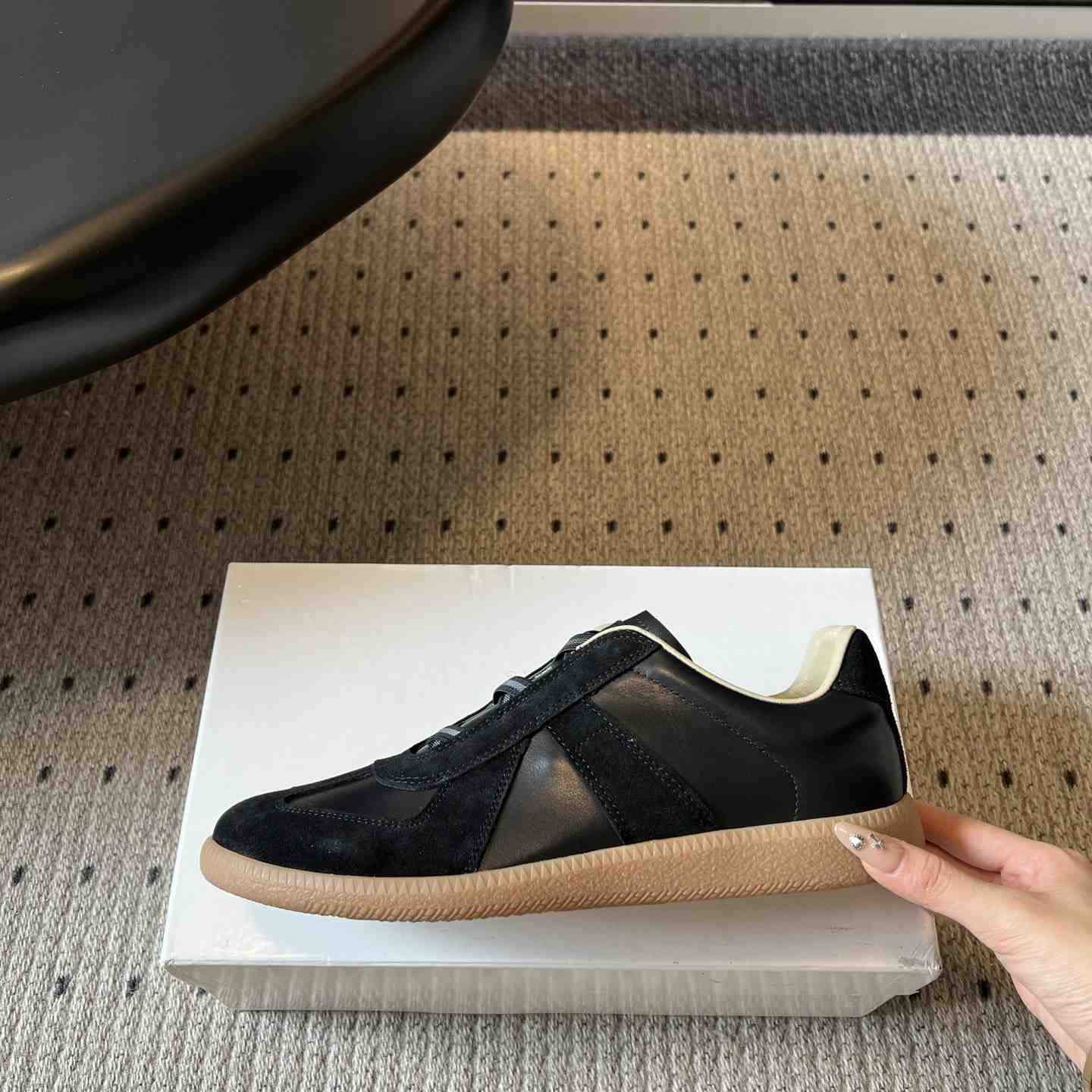Maison Margiela Replica Sneakers - DesignerGu