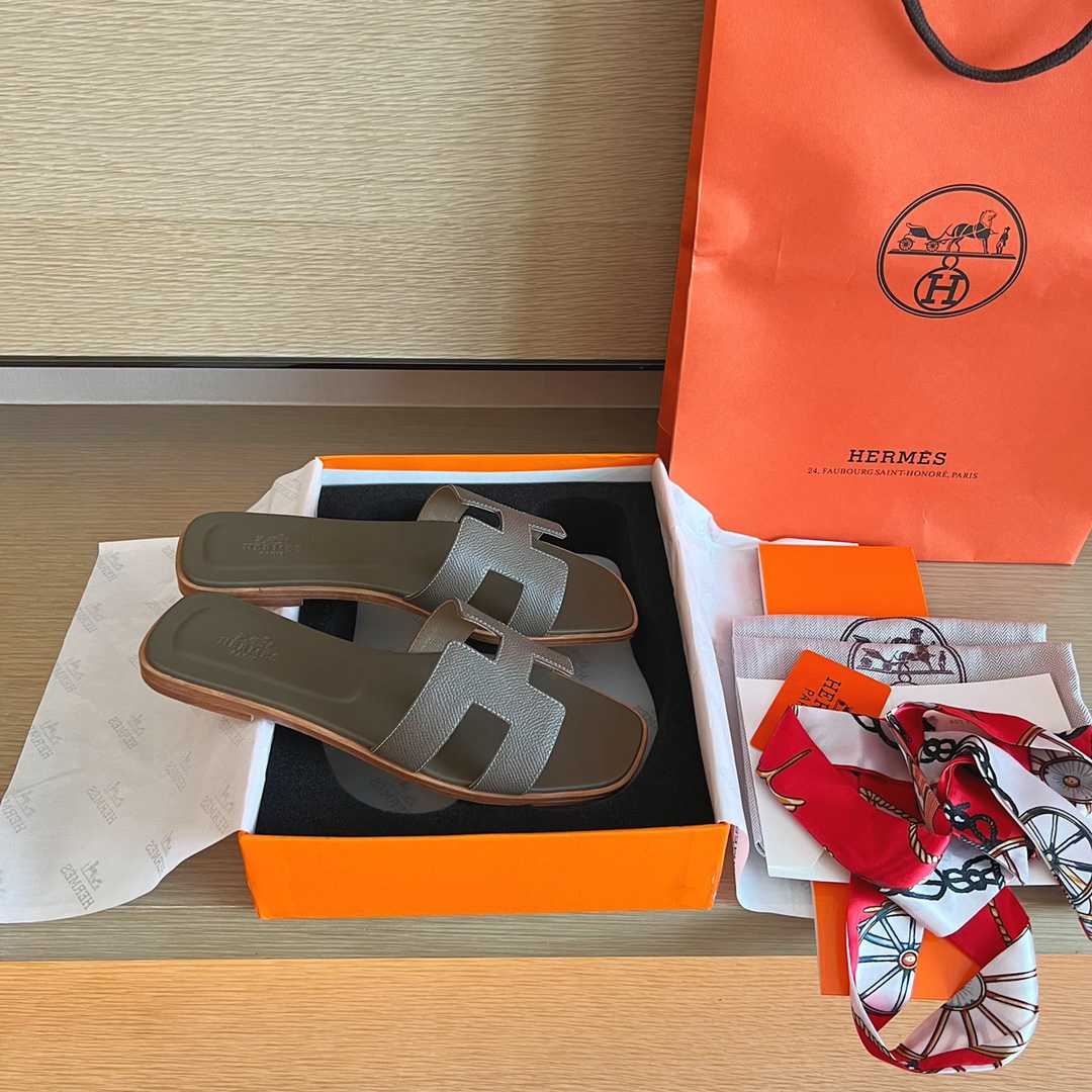 Hermes Oran Sandal - DesignerGu