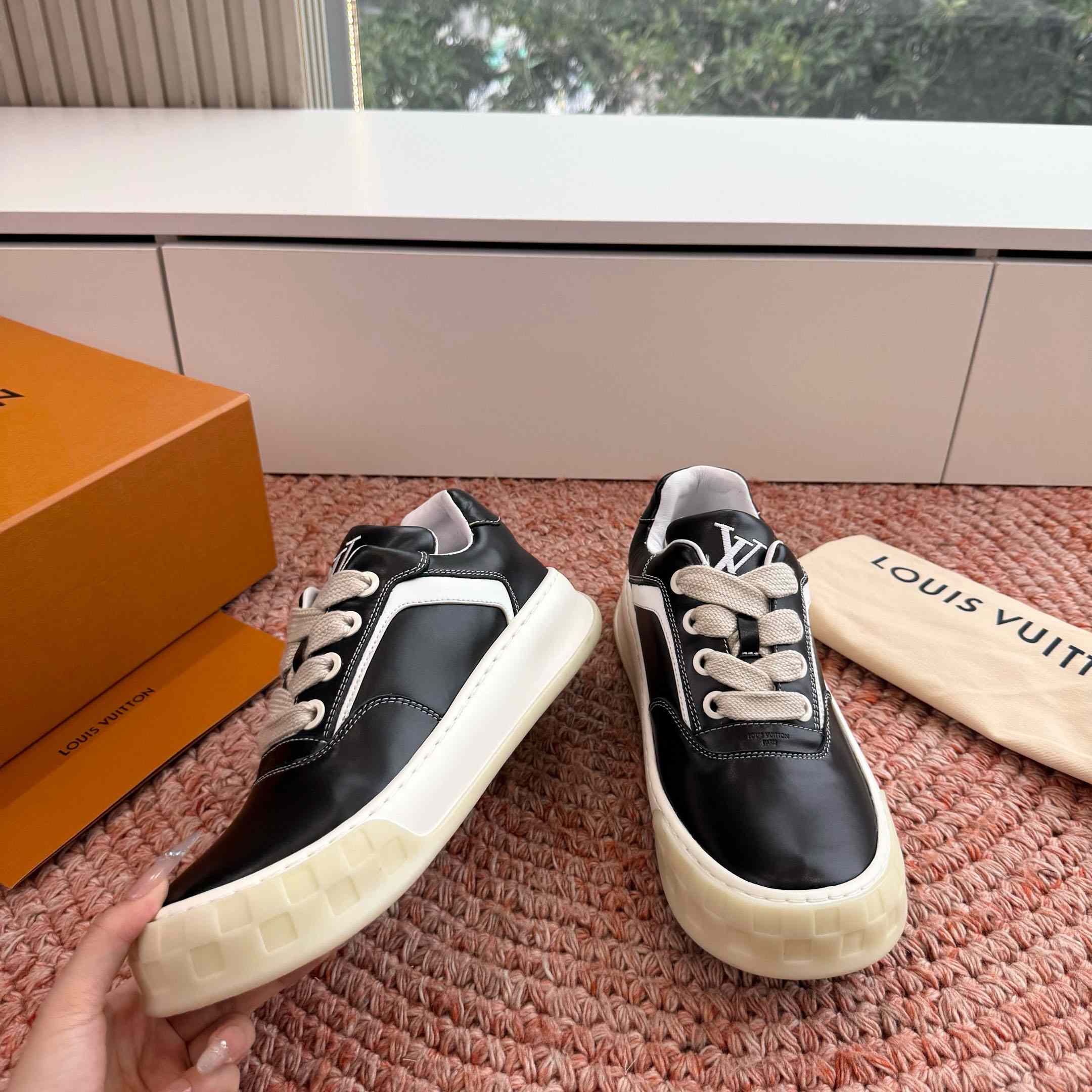 Louis Vuitton LV Tilted Sneaker 1AJWDM - DesignerGu