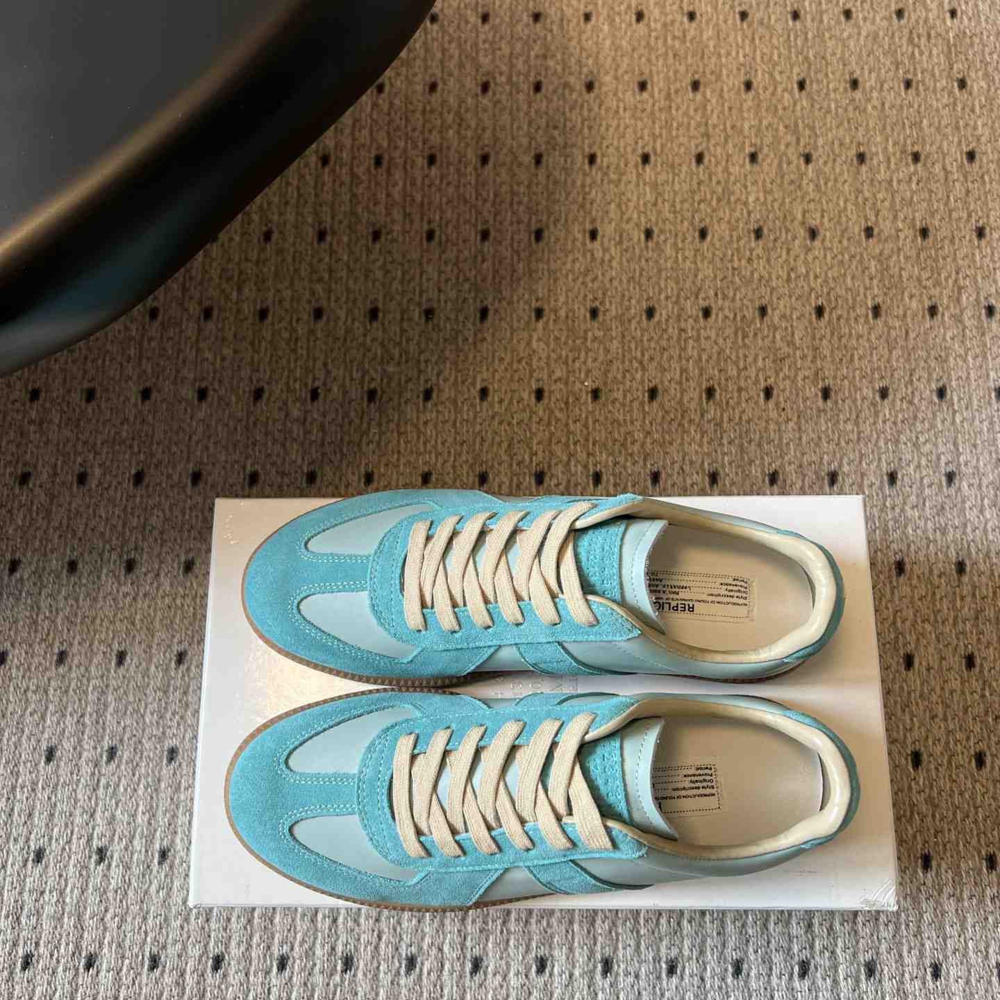 Maison Margiela Replica Sneakers - DesignerGu