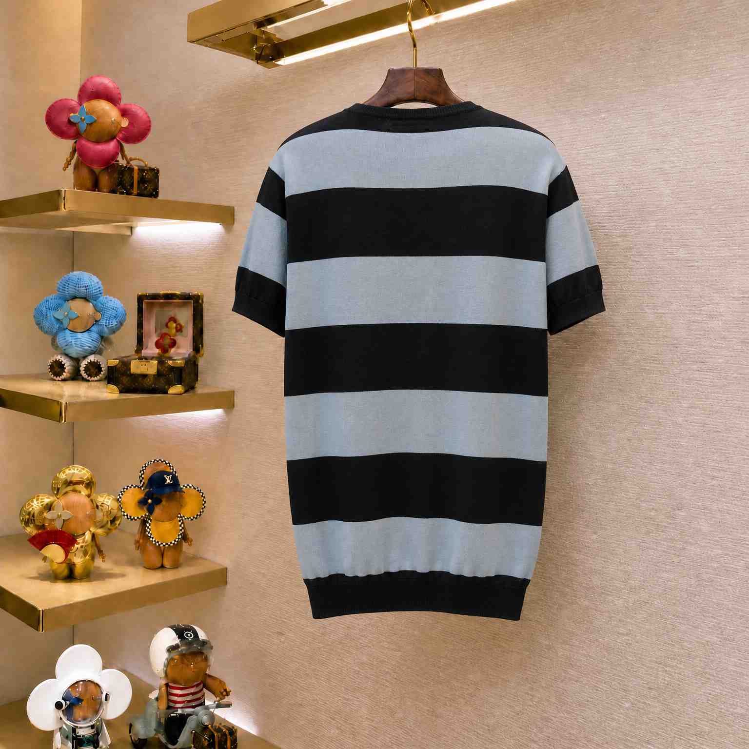 Dior T-Shirt, Oversized Fit - DesignerGu