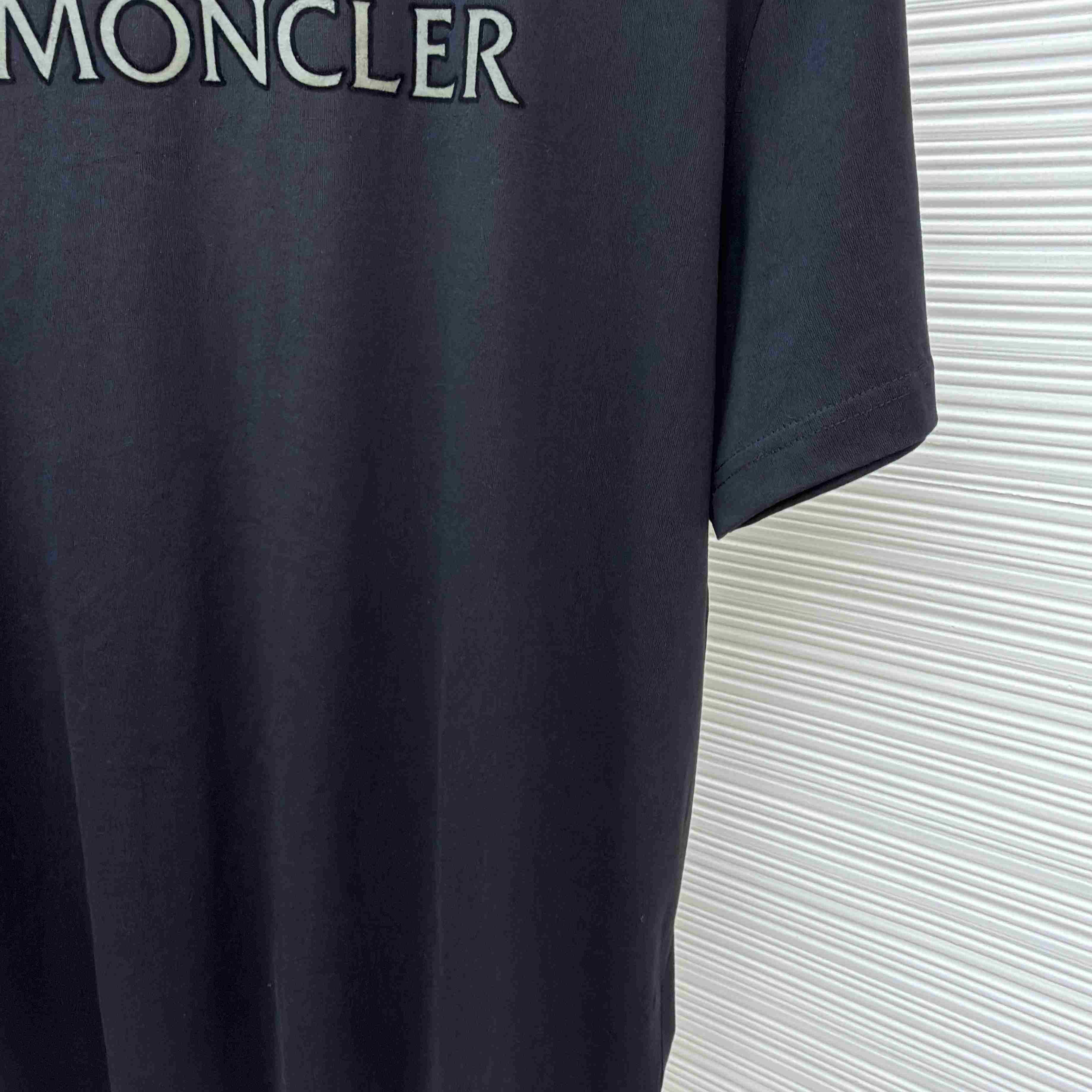 Moncler Logo Print Cotton T-Shirt - DesignerGu