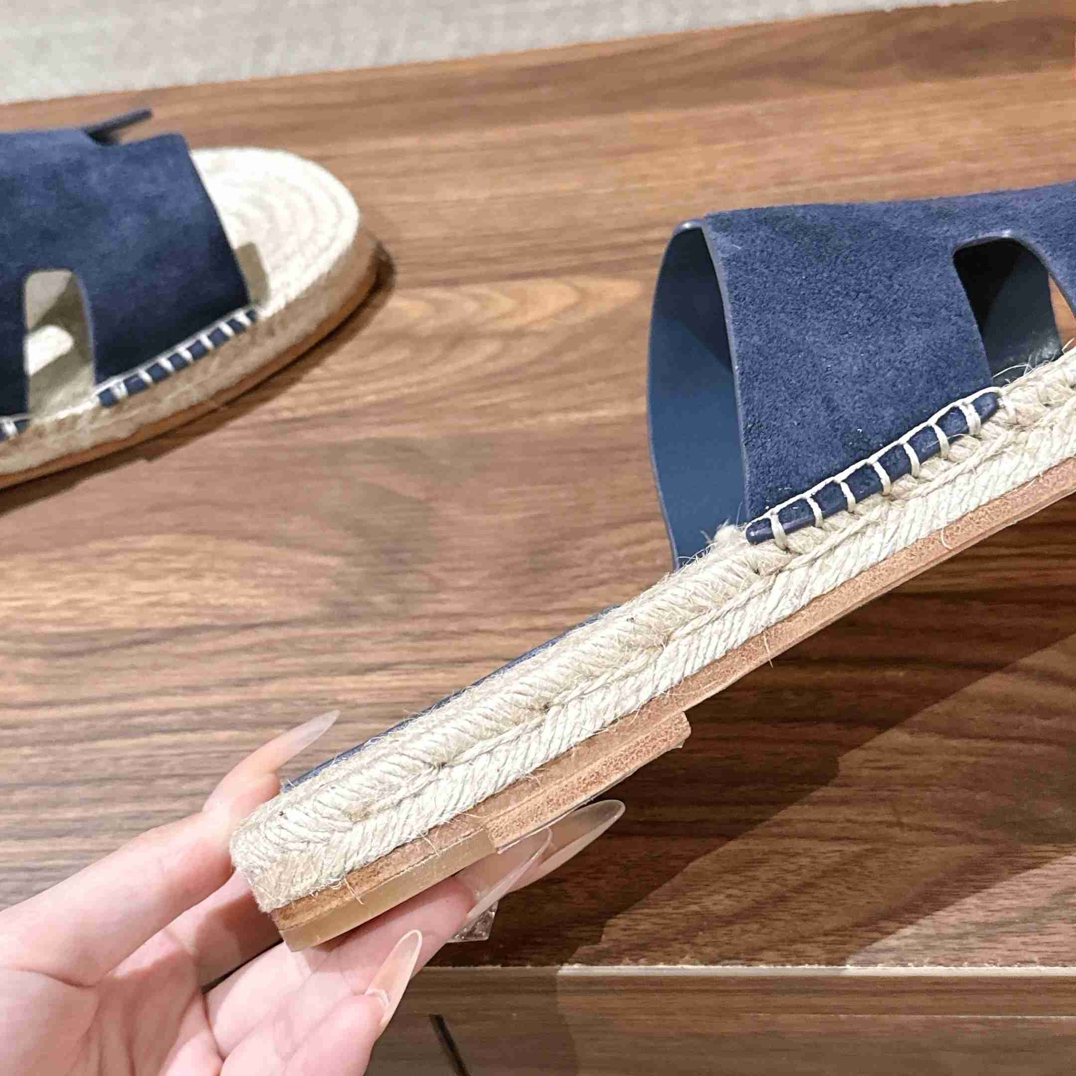 Hermes  Antigua Espadrille - DesignerGu