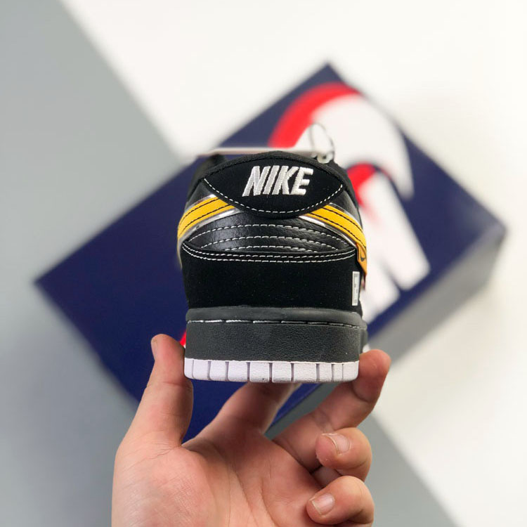 Nike Dunk × Fendi Sneaker KK1333-049 - DesignerGu