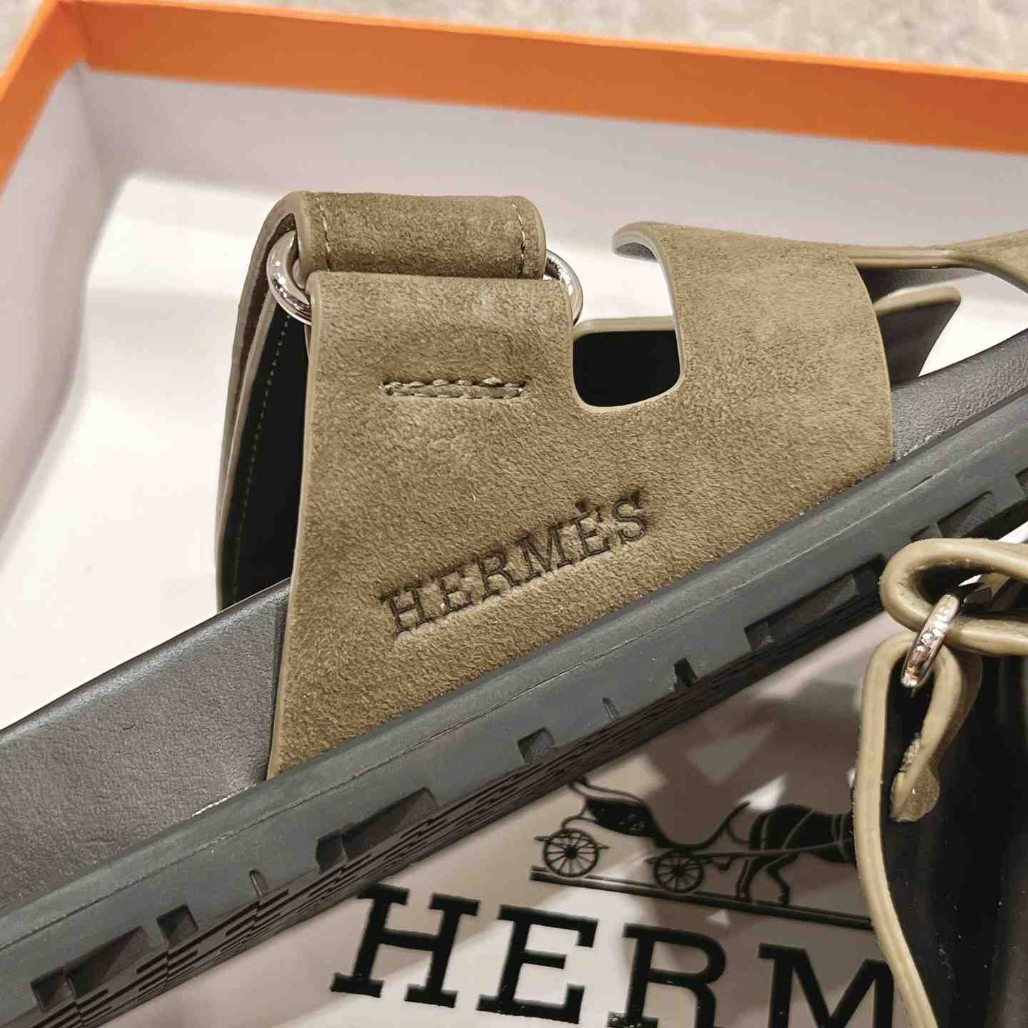 Hermes Chypre Sandal - DesignerGu