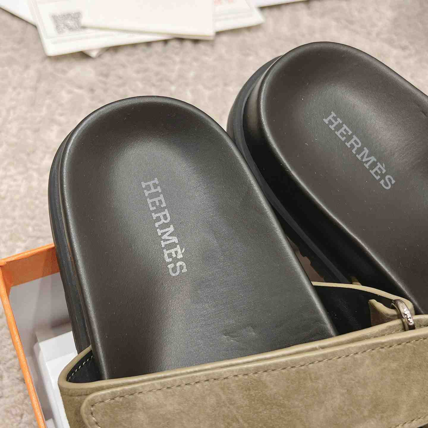 Hermes Chypre Sandal - DesignerGu